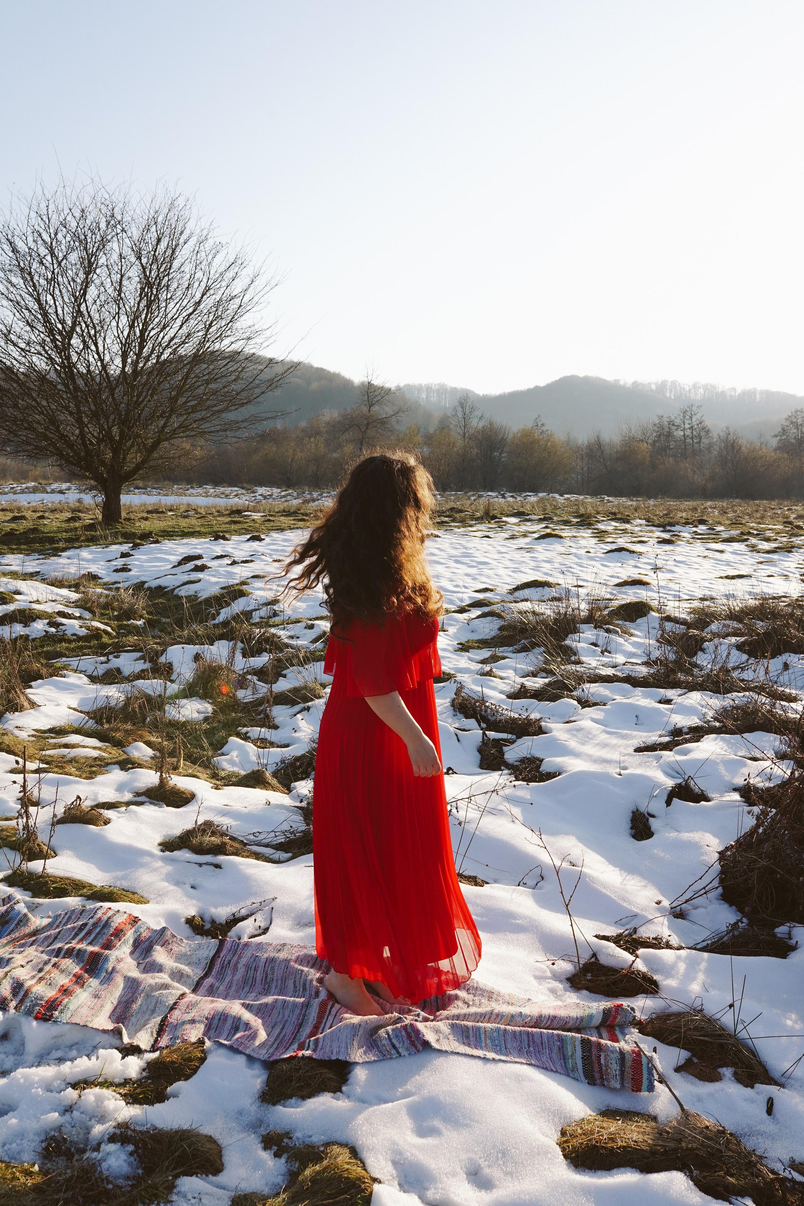 Mărțișorul x Mes Amis: O Poveste de Primăvară | Mădălina Beda. Madalina Beda- Artist vizual, fotograf, doula la nastere, consultant babywearing Brasov si in toata tara