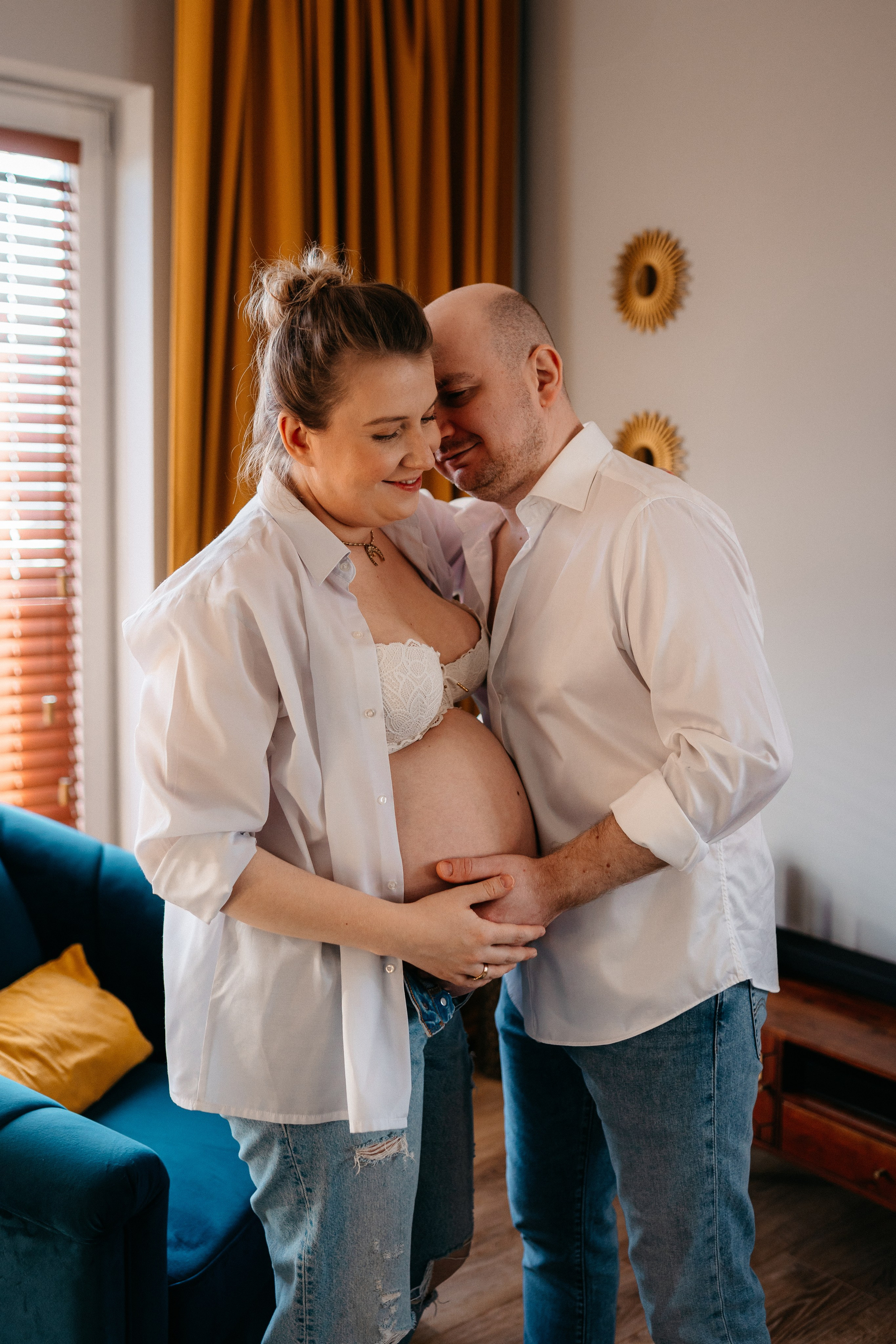 Pełna emocji fotografia sesja ciążowa lifestyle | Natalia Malinowska Fotografia | Augustów Warszawa. Natalia Malinowska Fotografia | Fotograf ślubny i rodzinny Augustów Warszawa