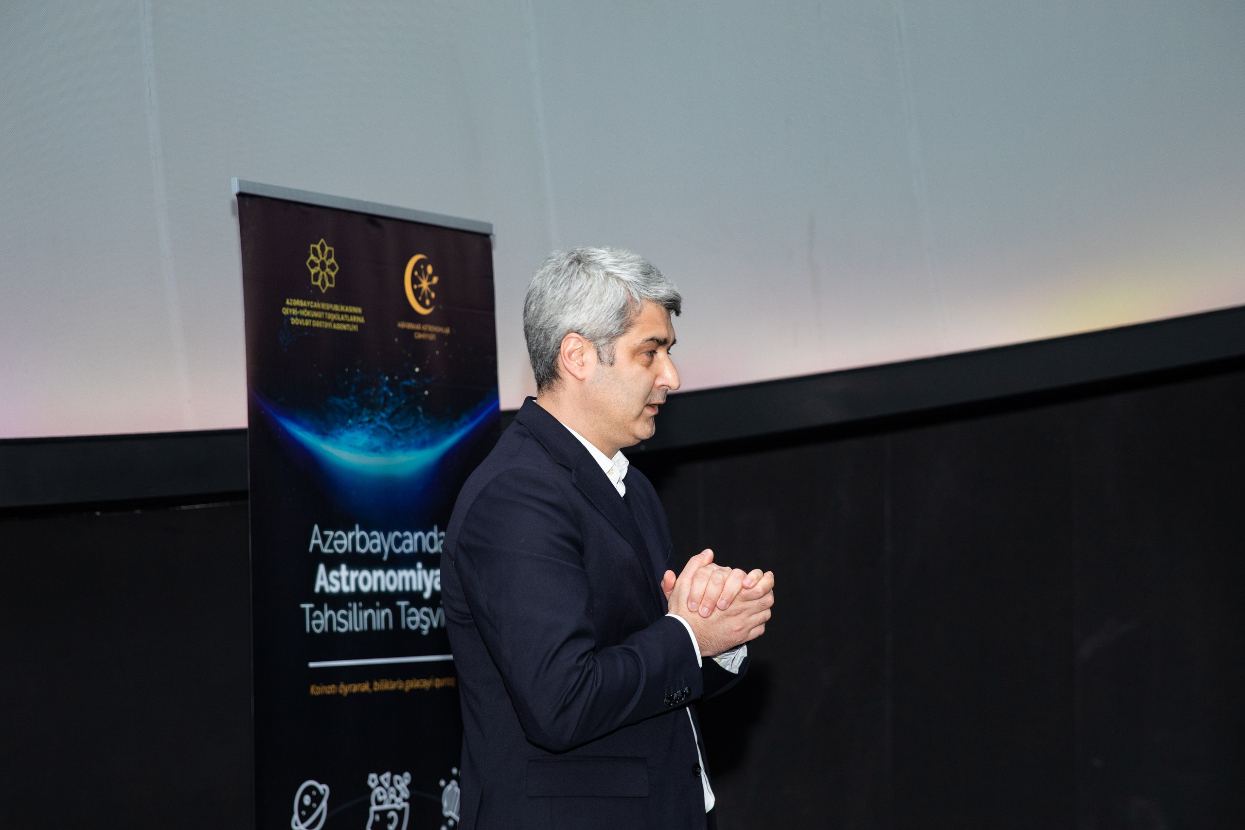 “Astronomiyada Əsas Anlayışlar” kitabının və “Fəza və Zamanın Elçiləri” filminin təqdimatı. Həvəskar Astronomlar Cəmiyyəti — Astronomy.az