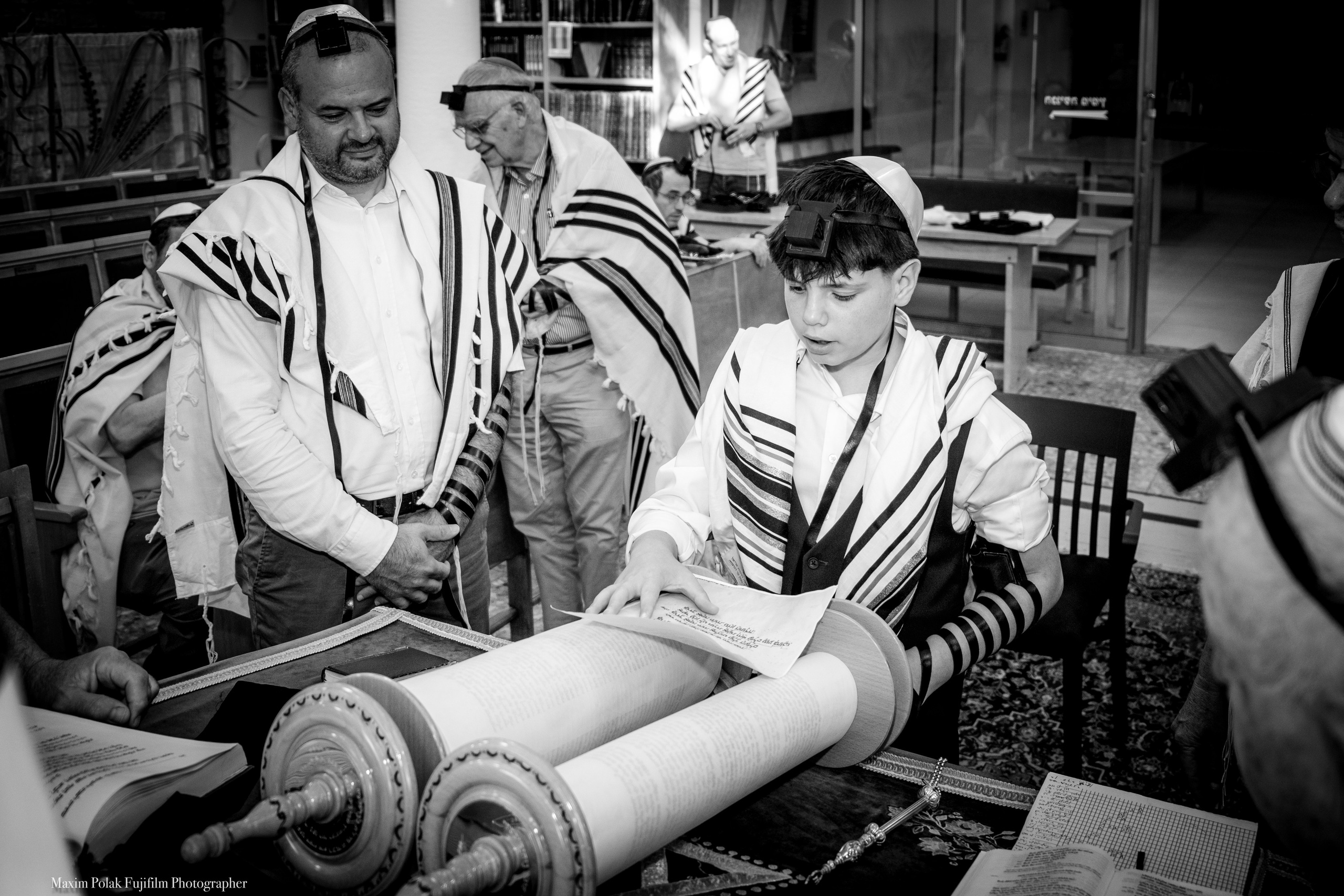 יתאי. Middle East Photo Agency — Photography & Event Magnets — סוכנות צילום והדפסת מגנטים לאירועים