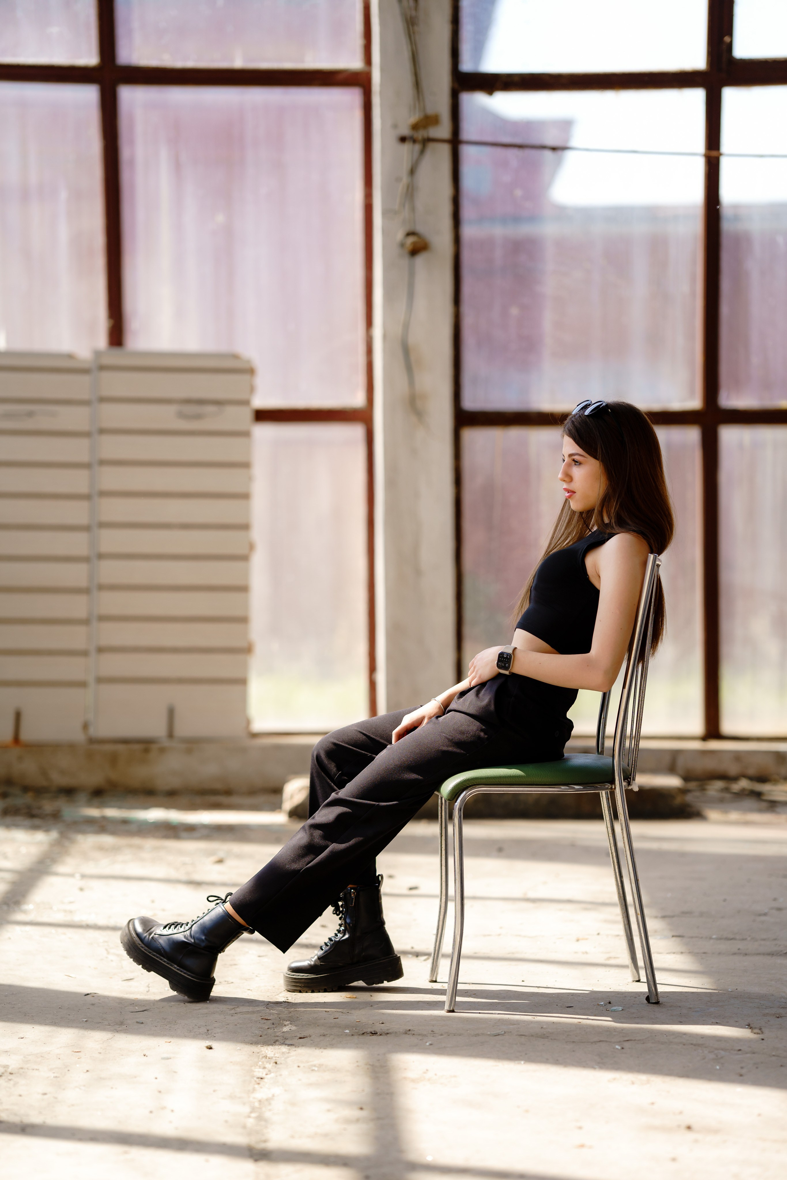 Teba 200 lei/ toată clasa. Trendy Albums