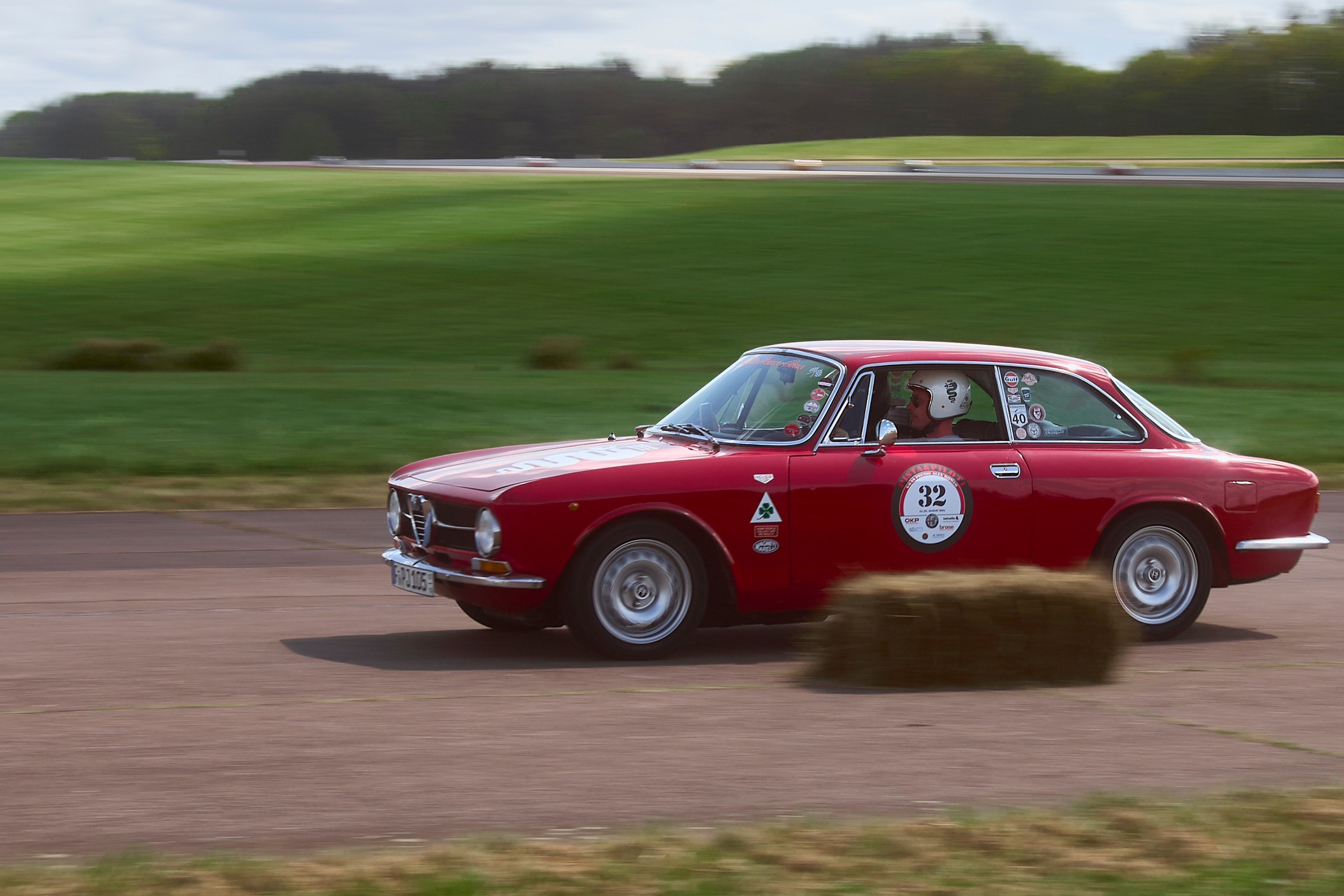 Pista & Piloti. Aleksandr Steinbrenner | Streetfotografie