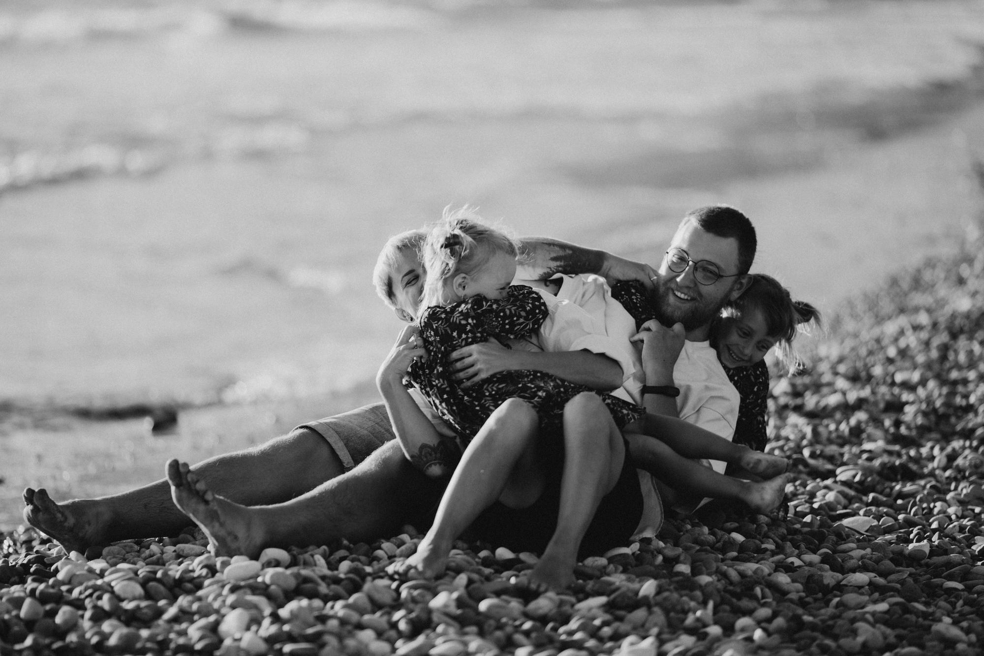 ANYA, JENYA, ARINA & VERA. Family and business portrait’s photographer in Cyprus