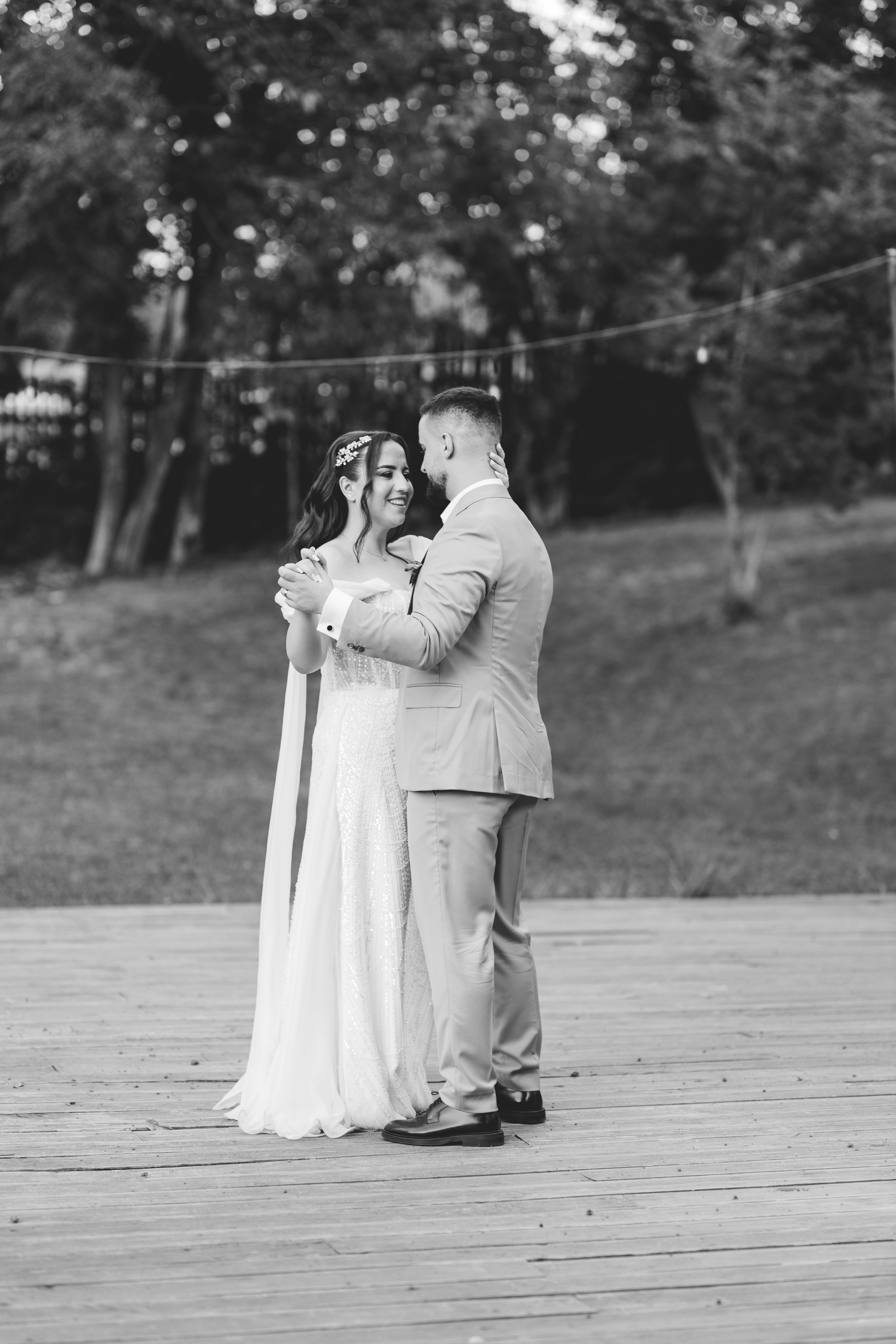 Mihai & Iasmina. Lucian Dedeu — Fotograf de nuntă și eveniment