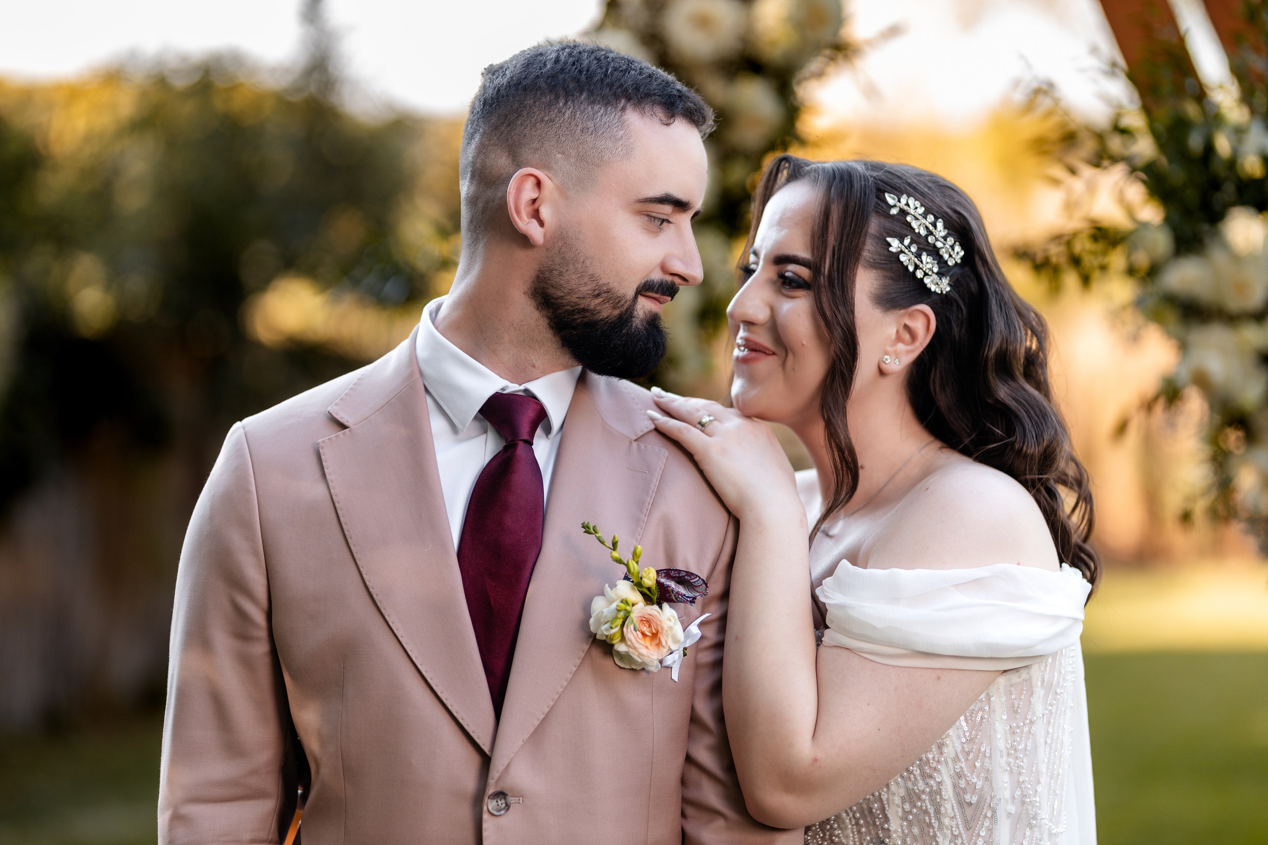 Mihai & Iasmina. Lucian Dedeu — Fotograf de nuntă și eveniment