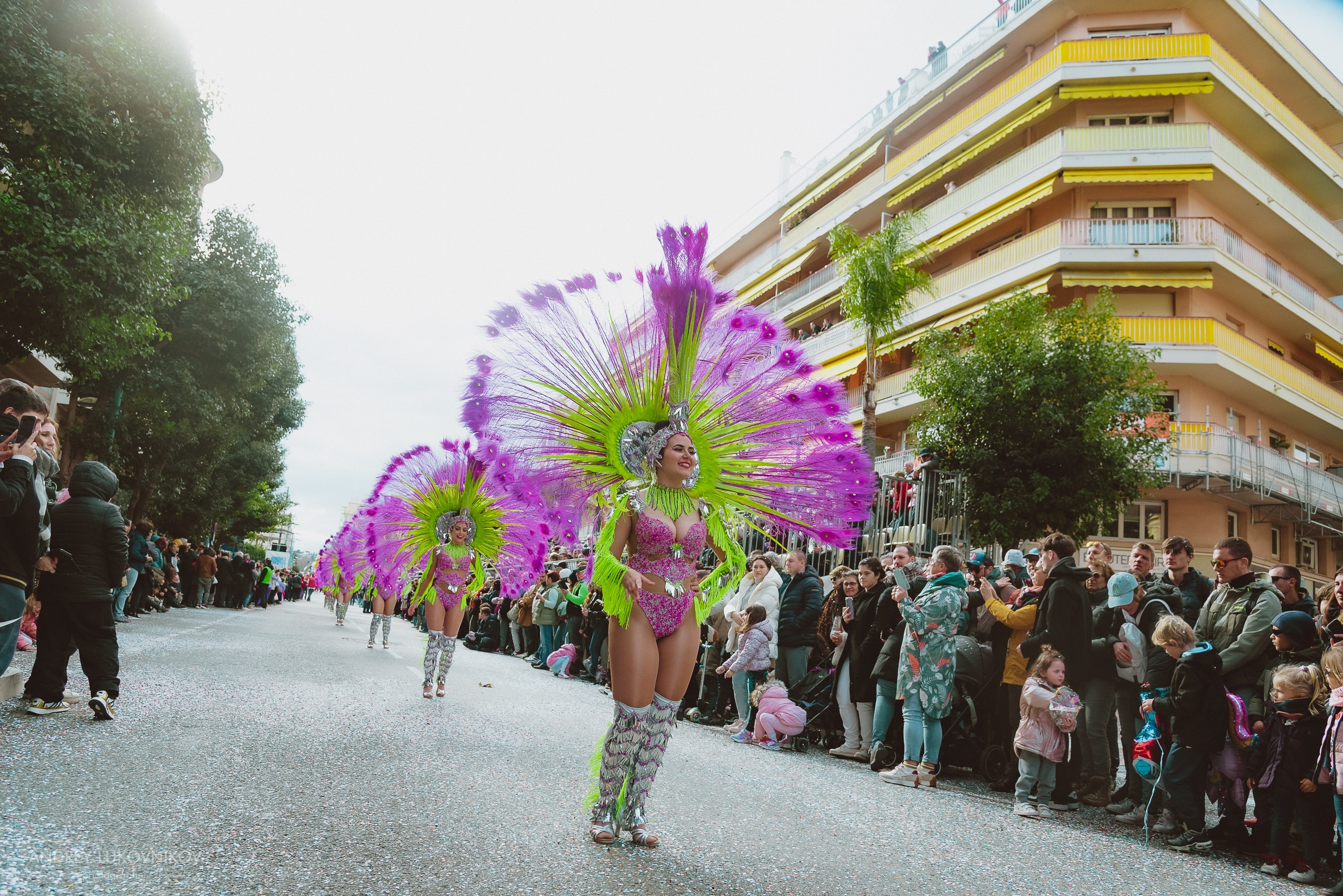 Photographer for visiting festivals and carnivals in Europe — Reportage from Menton, France