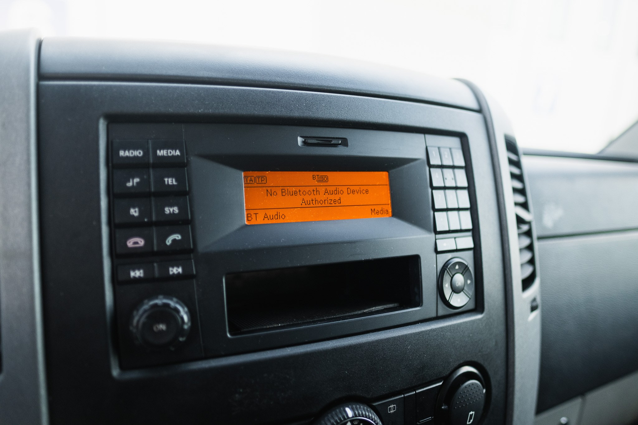 Mercedes-Benz Sprinter. LOHA VISUALS — AUTOMOTIVE PHOTOGRAPHY