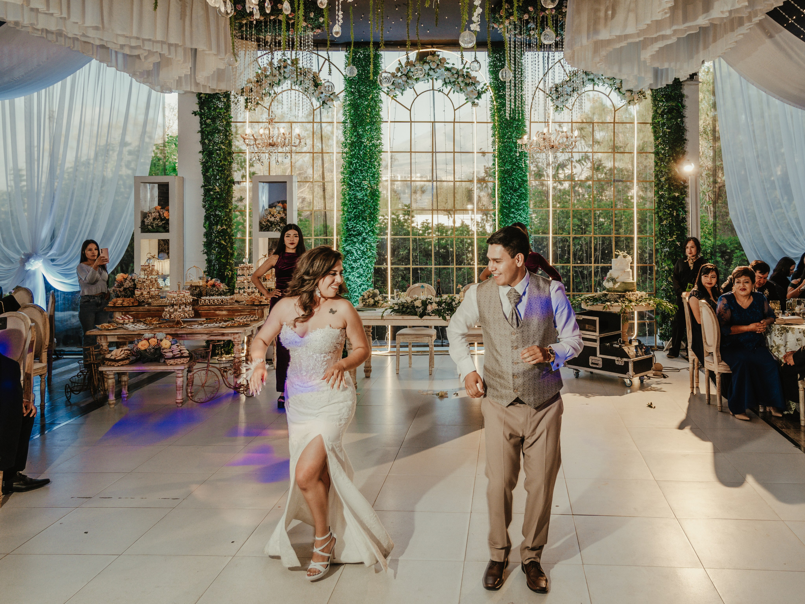 CARLA Y MARIO BODA RELIGIOSA. Studio KVTA | Fotografía y Video de Bodas en Arequipa