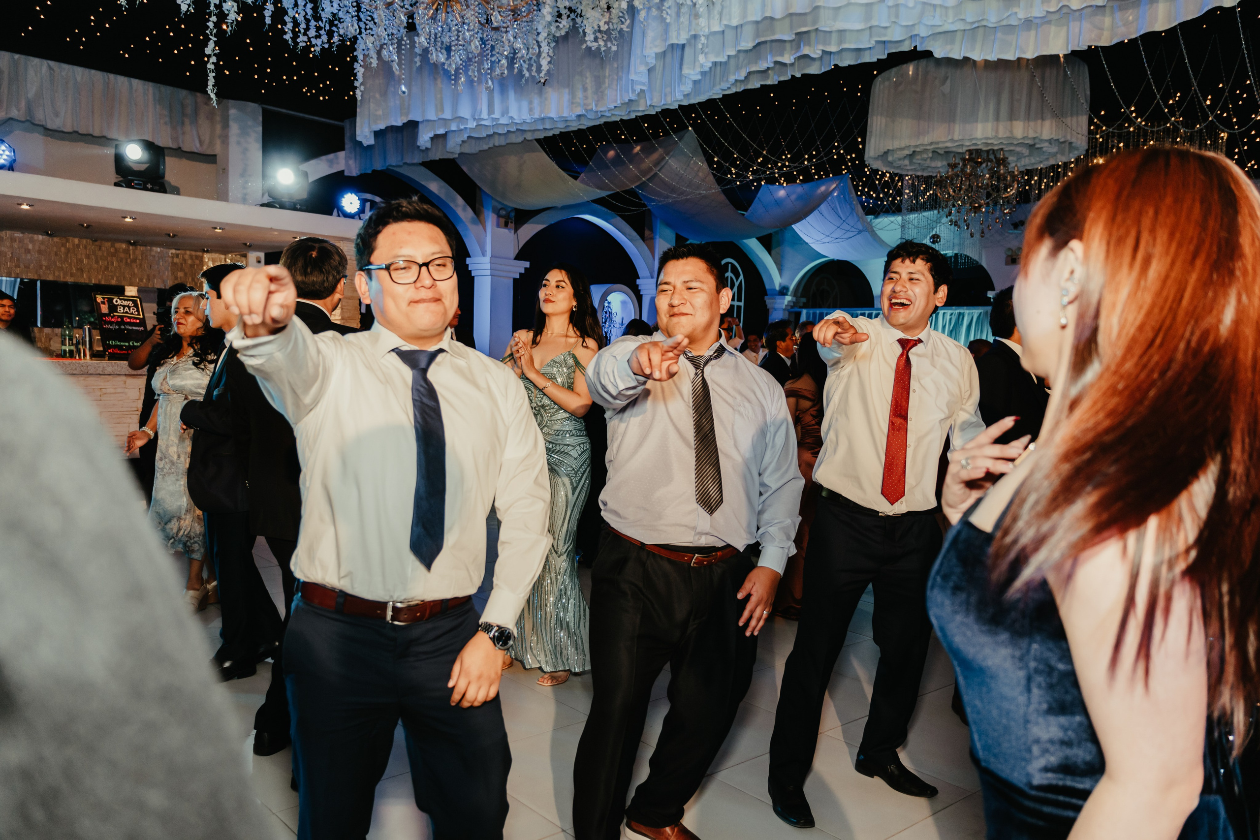 VANIA + LUIS BODA CIVIL. Studio KVTA | Fotografía y Video de Bodas en Arequipa