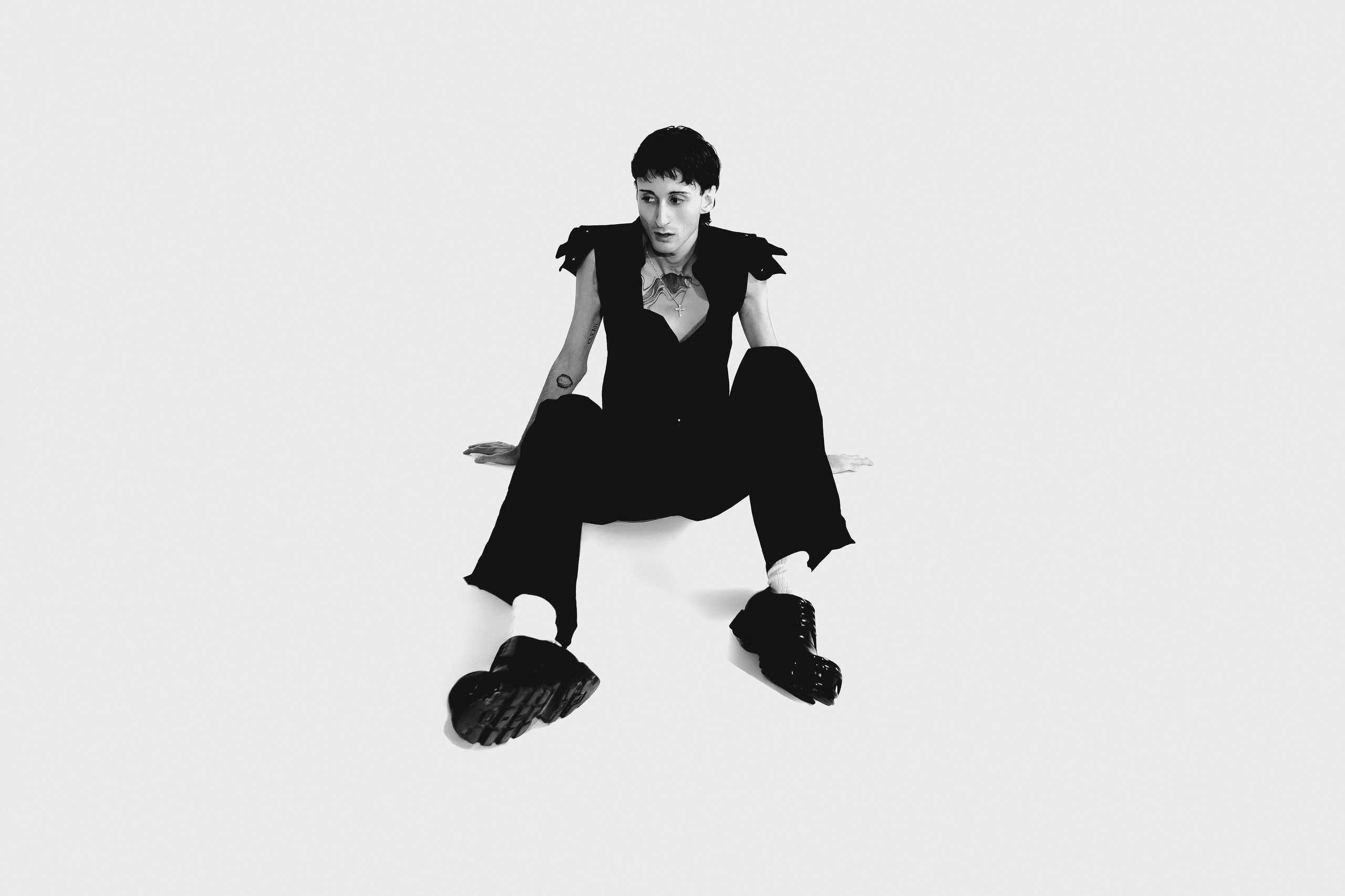 Studio (mark). Asmikiam