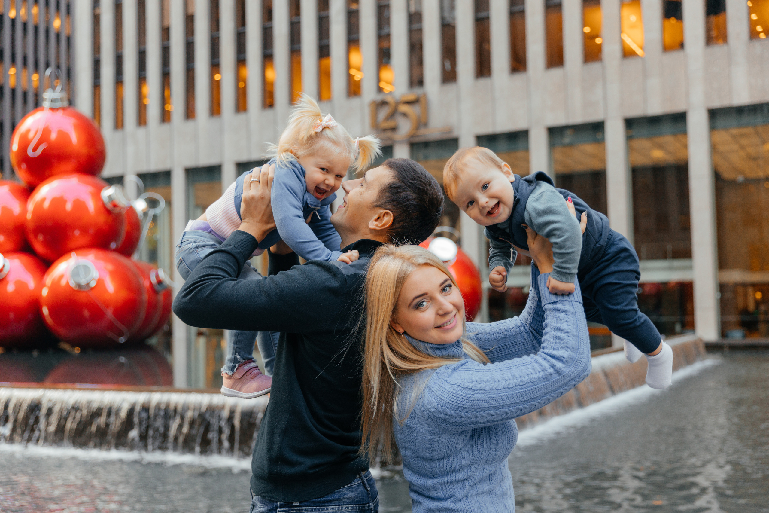 CHRISTMAS MINIS. Professional Photography in Austin, TX — Family, Newborn, Maternity
