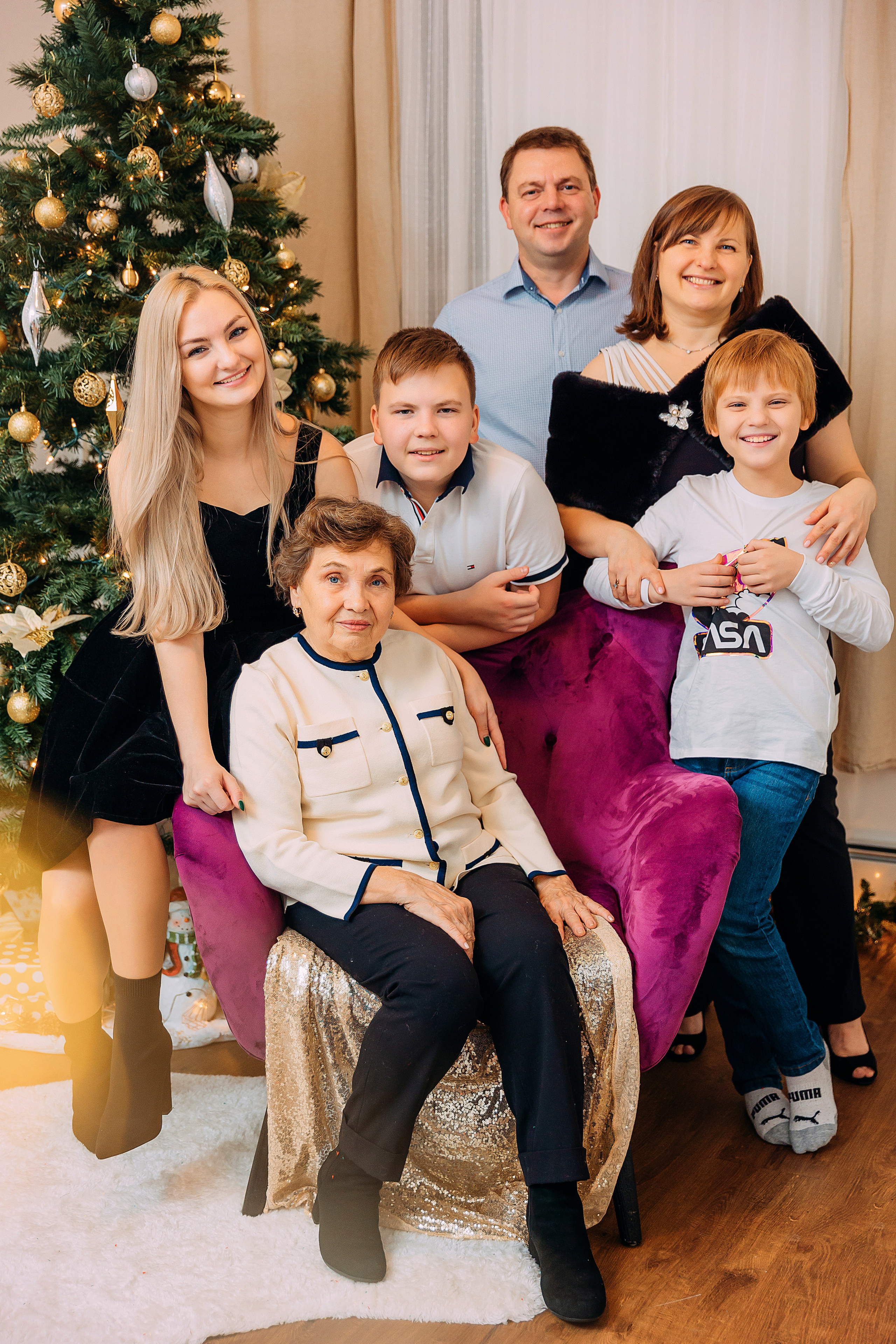 CHRISTMAS MINIS. Professional Photography in Austin, TX — Family, Newborn, Maternity