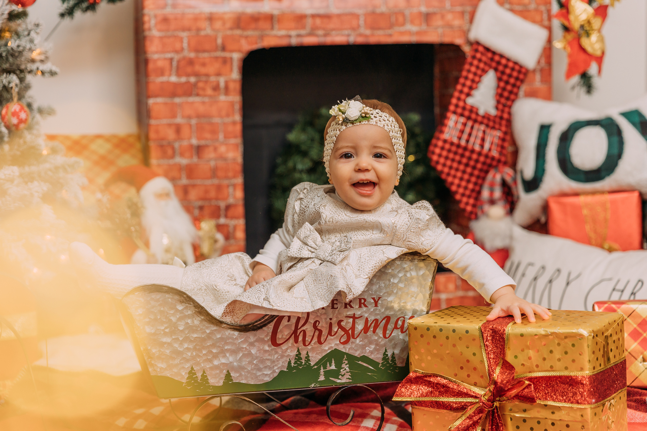 CHRISTMAS MINIS. Professional Photography in Austin, TX — Family, Newborn, Maternity