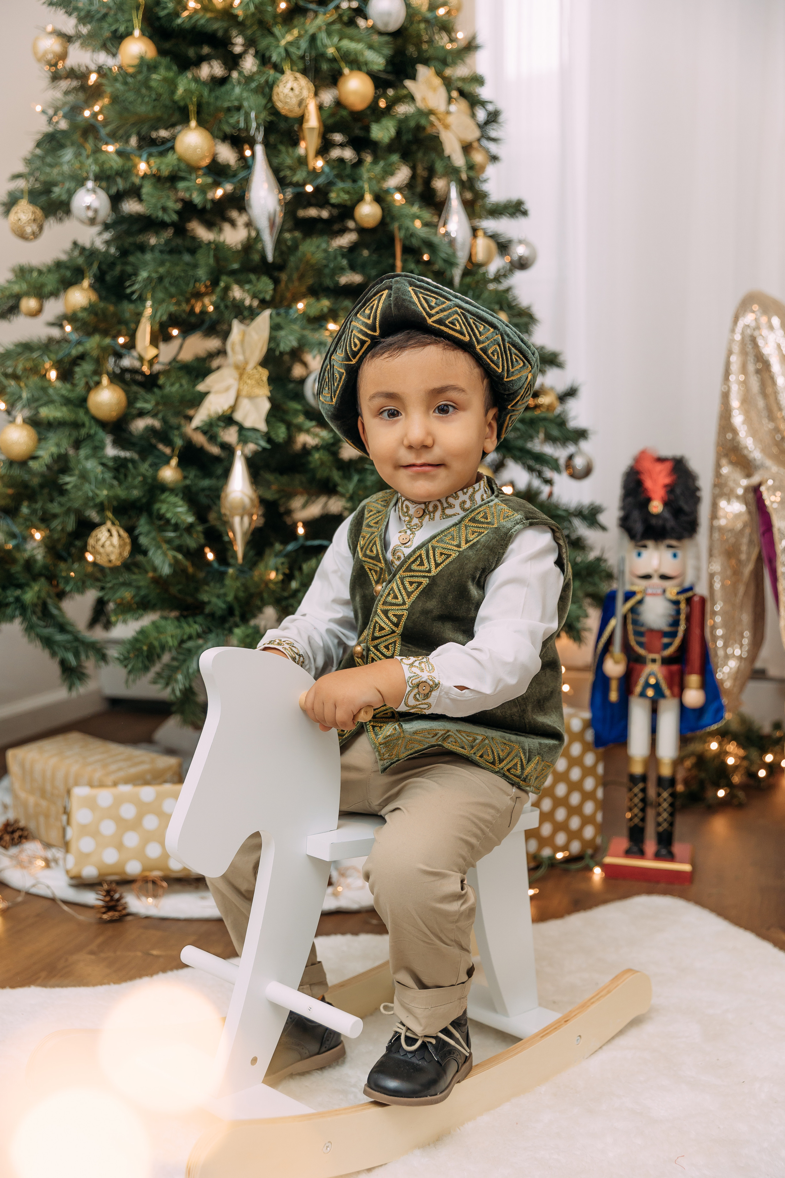 CHRISTMAS MINIS. Professional Photography in Austin, TX — Family, Newborn, Maternity