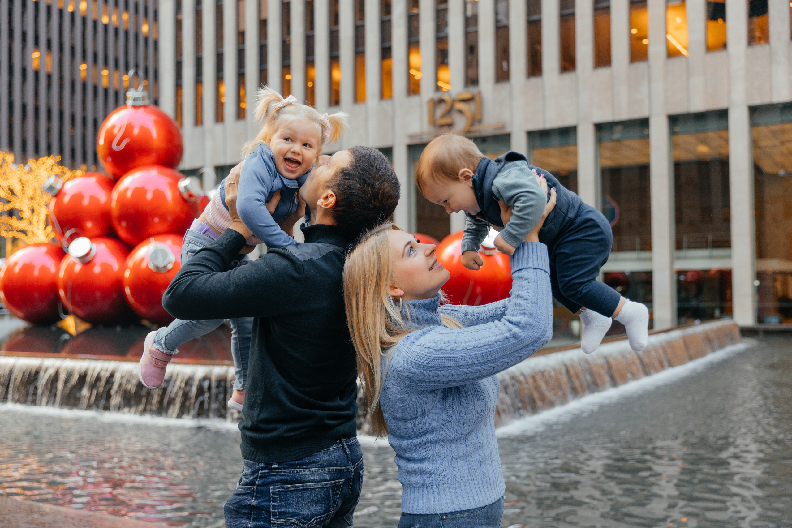 CHRISTMAS MINIS. Professional Photography in Austin, TX — Family, Newborn, Maternity