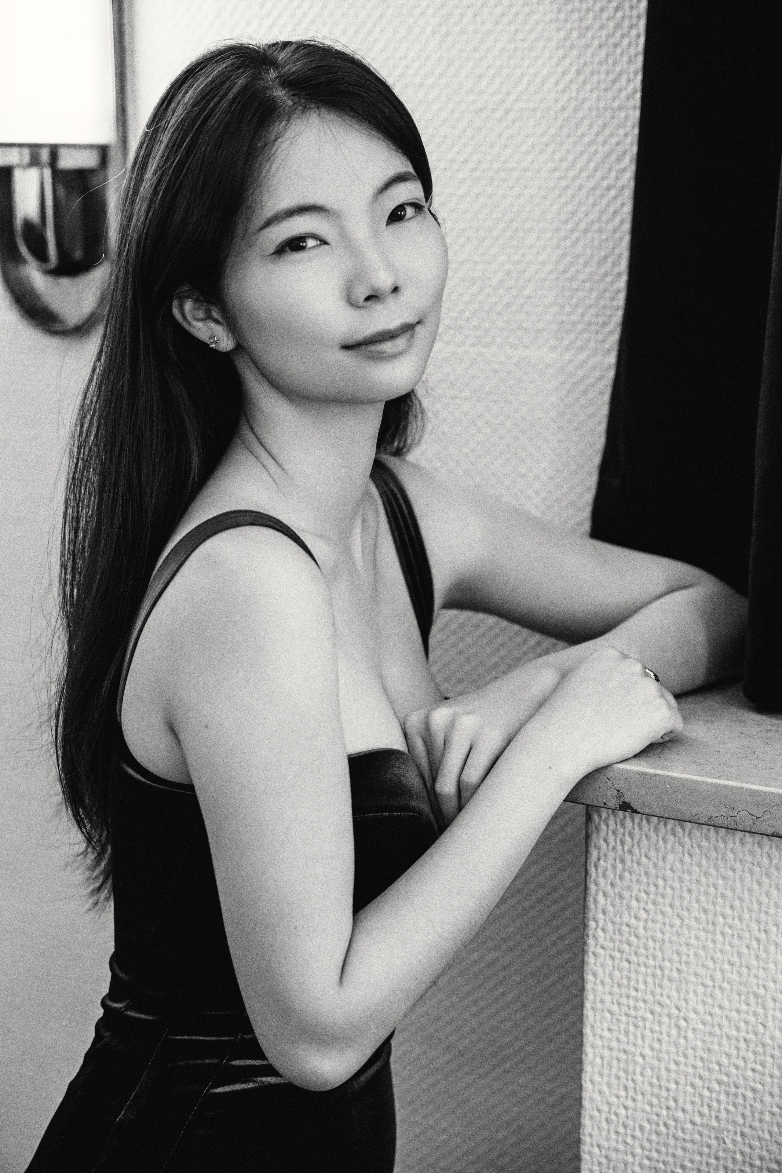 DIVERSE. Portrait photographer in Germany and all over Europe Mischa Blank