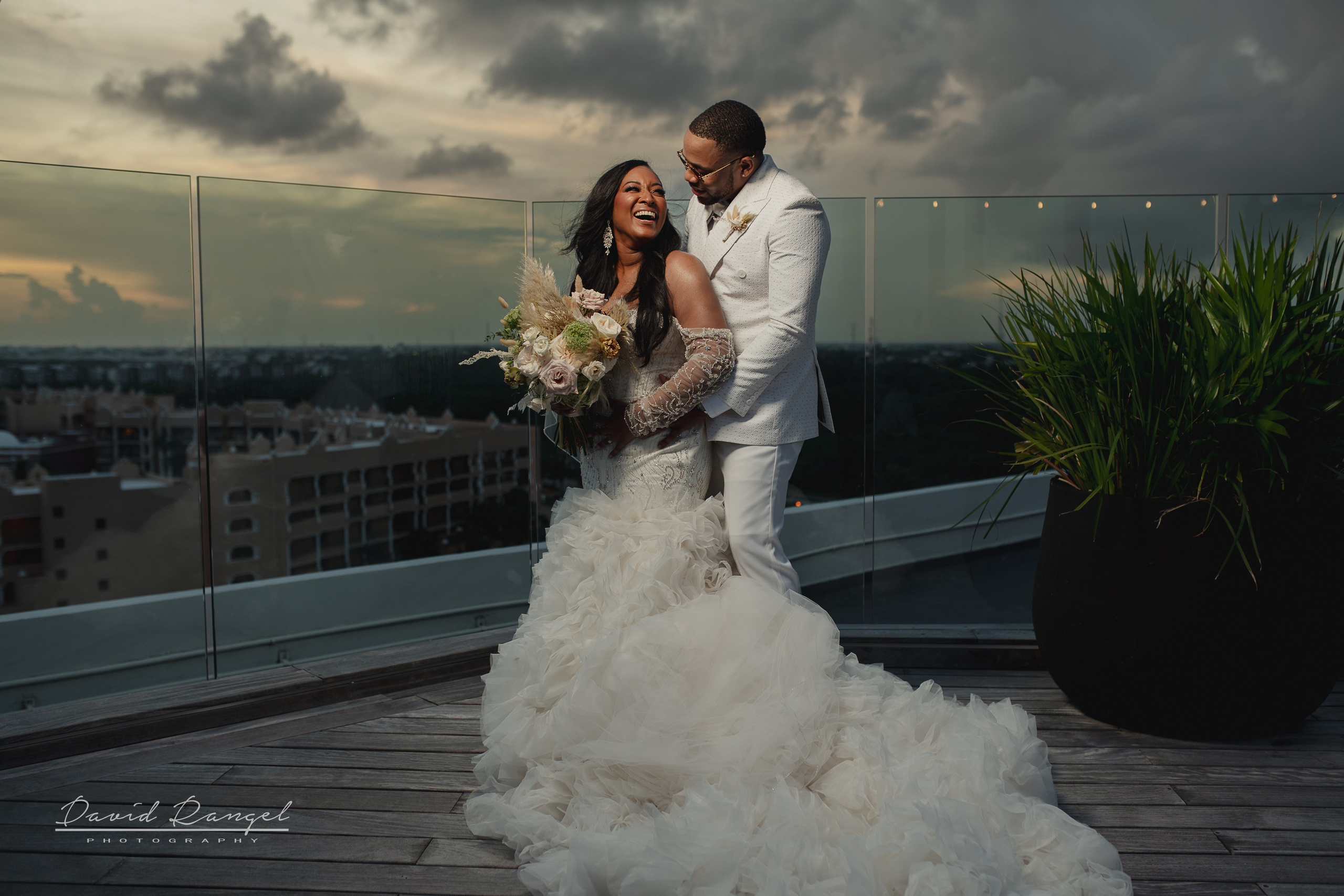 Classic Weddings. Destination wedding photographer based in Cancun and Riviera Maya with service worldwide