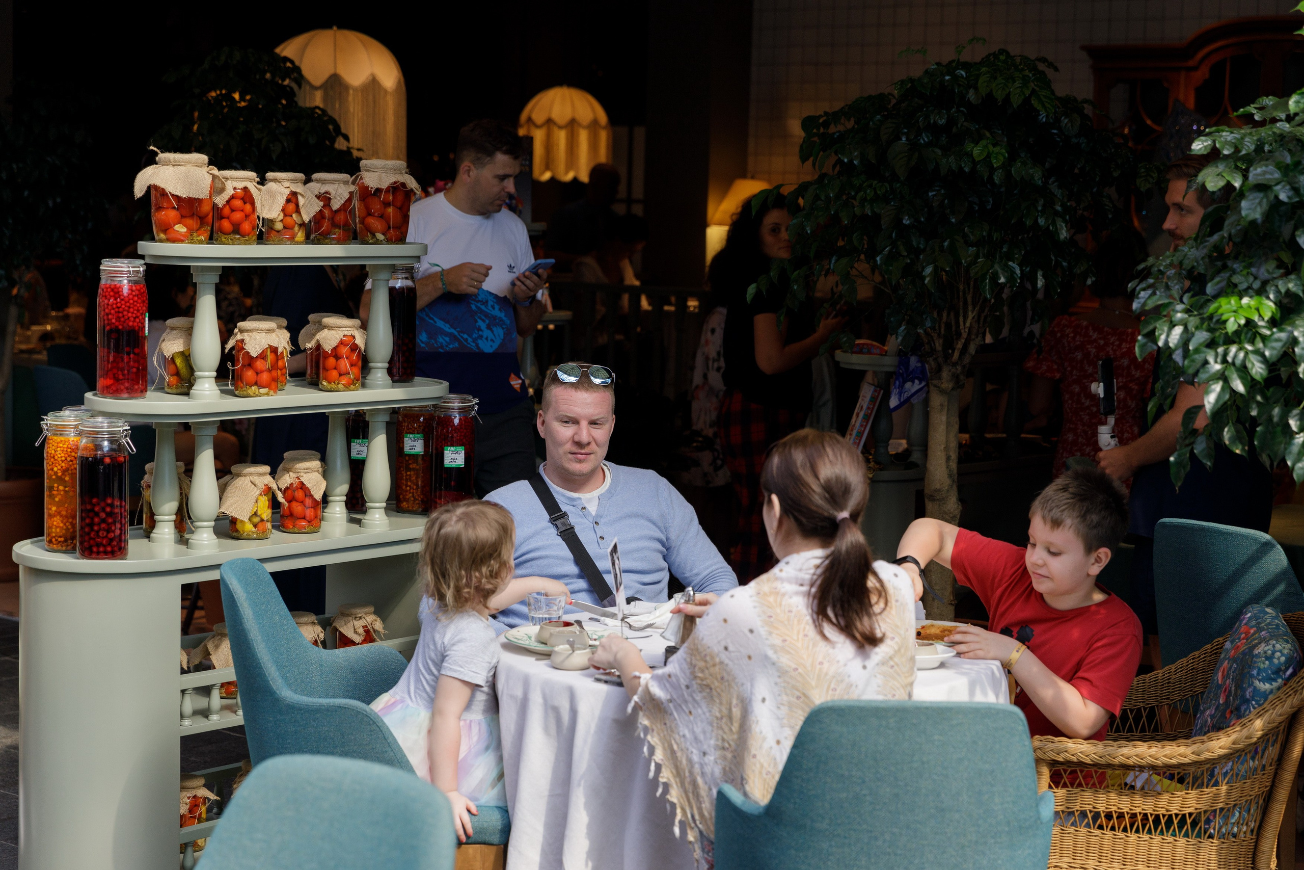 Maslenitsa at Babushka Restaurant, Dubai 2024. Photographer Anna Curly | Weddings and Events in Dubai