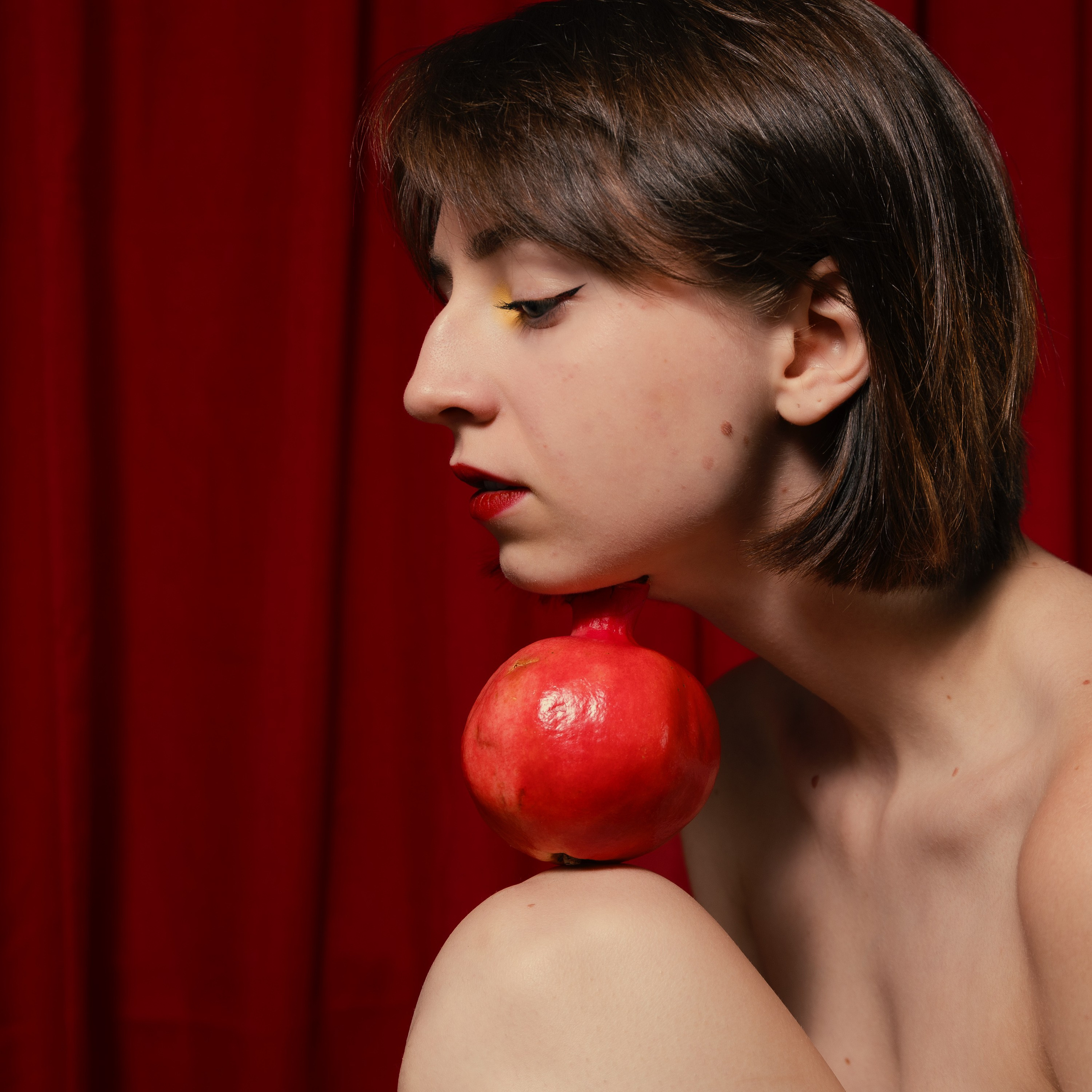 Red. Vladimir Ustinov