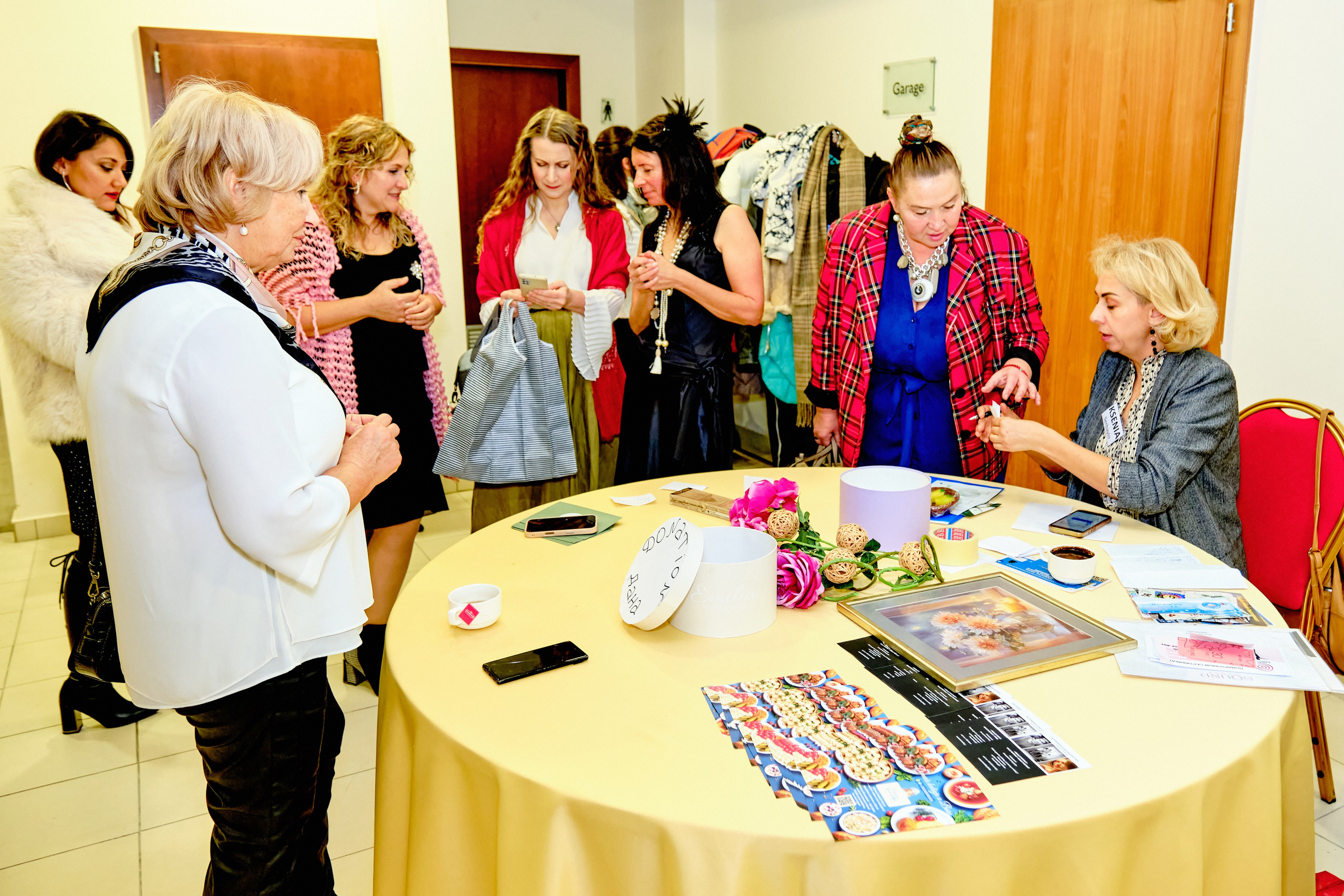 Фоторепортаж з благодійного Новорічного балу у Чорногорії. Портретний фотограф Альона Новгородцева