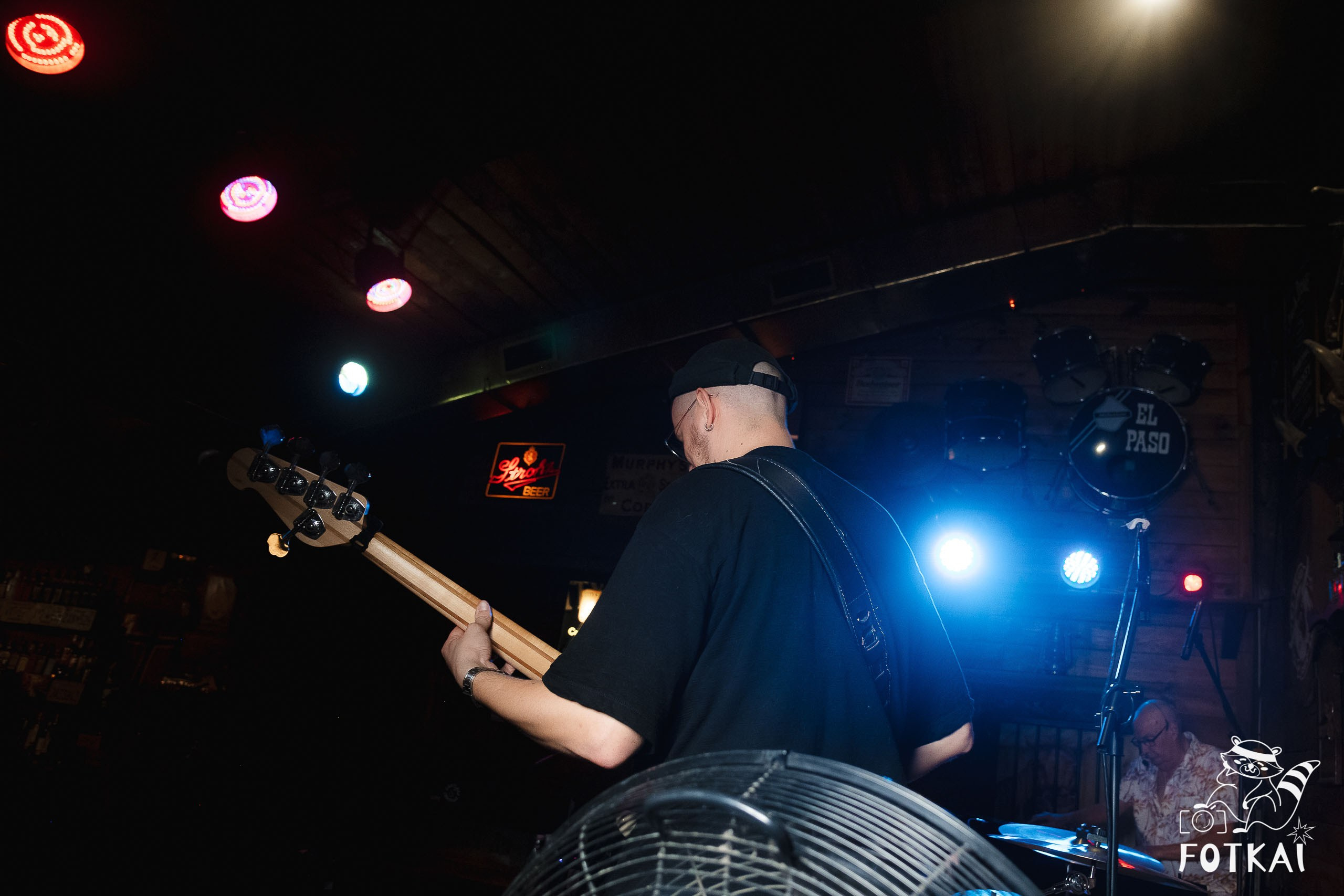 MonTorre Band en El Paso Rock Bar Torrevieja: Reportaje fotográfico 27.09.25 | FOTKAI