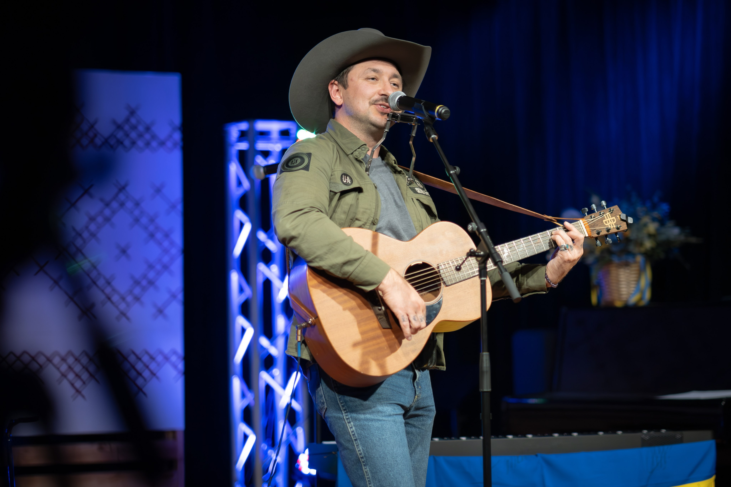 FROM THE UKRAINIAN FRONTLINE WITH THANKS. Reportage concert portrait photography in the San Francisco Bay Area
