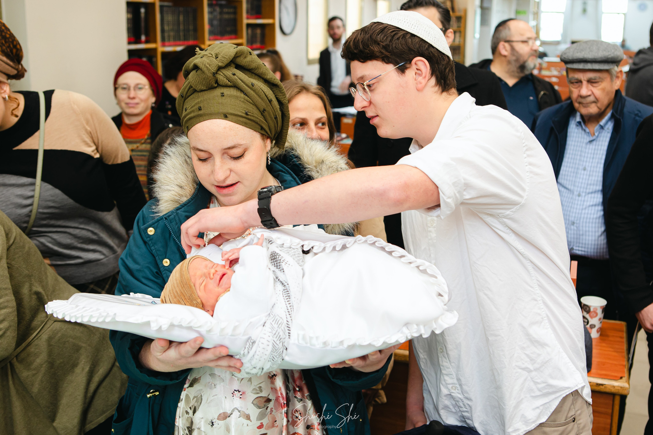 BRIT TWINS. Https://shi-photo.com/