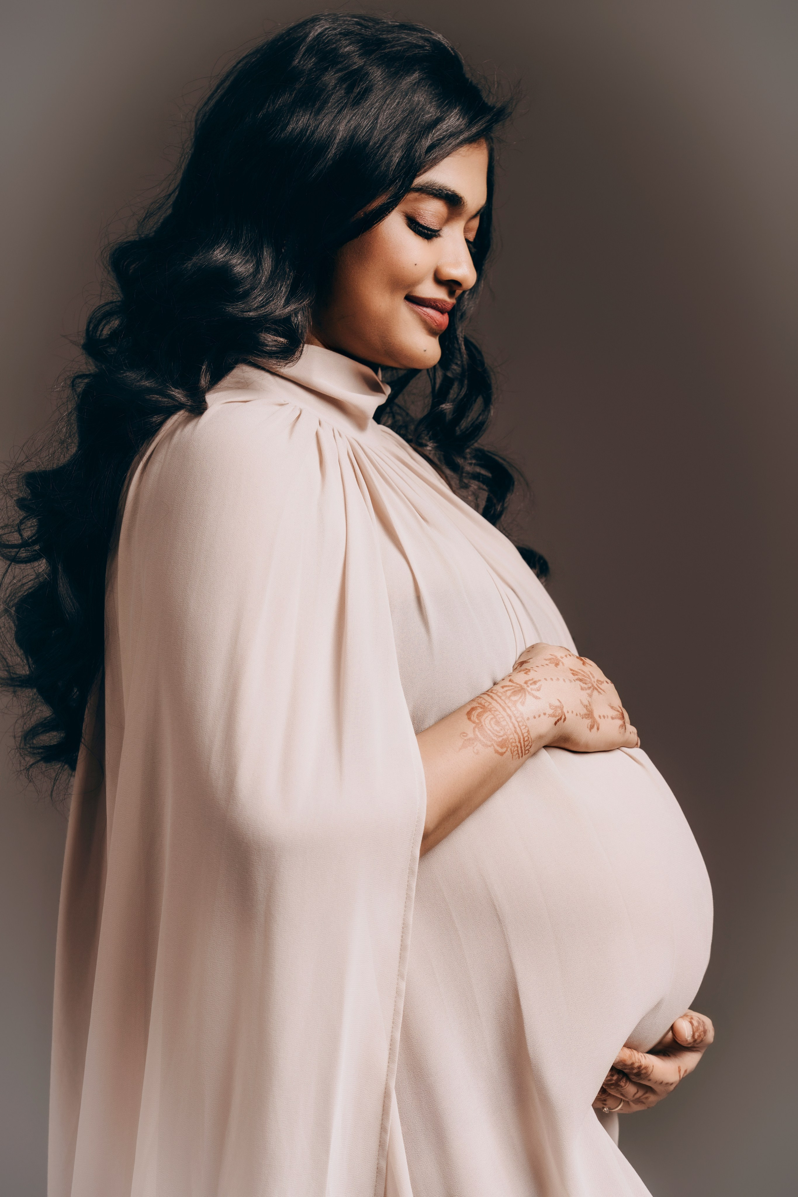 Editorial Maternity Photography in Connecticut · Deschain Photography