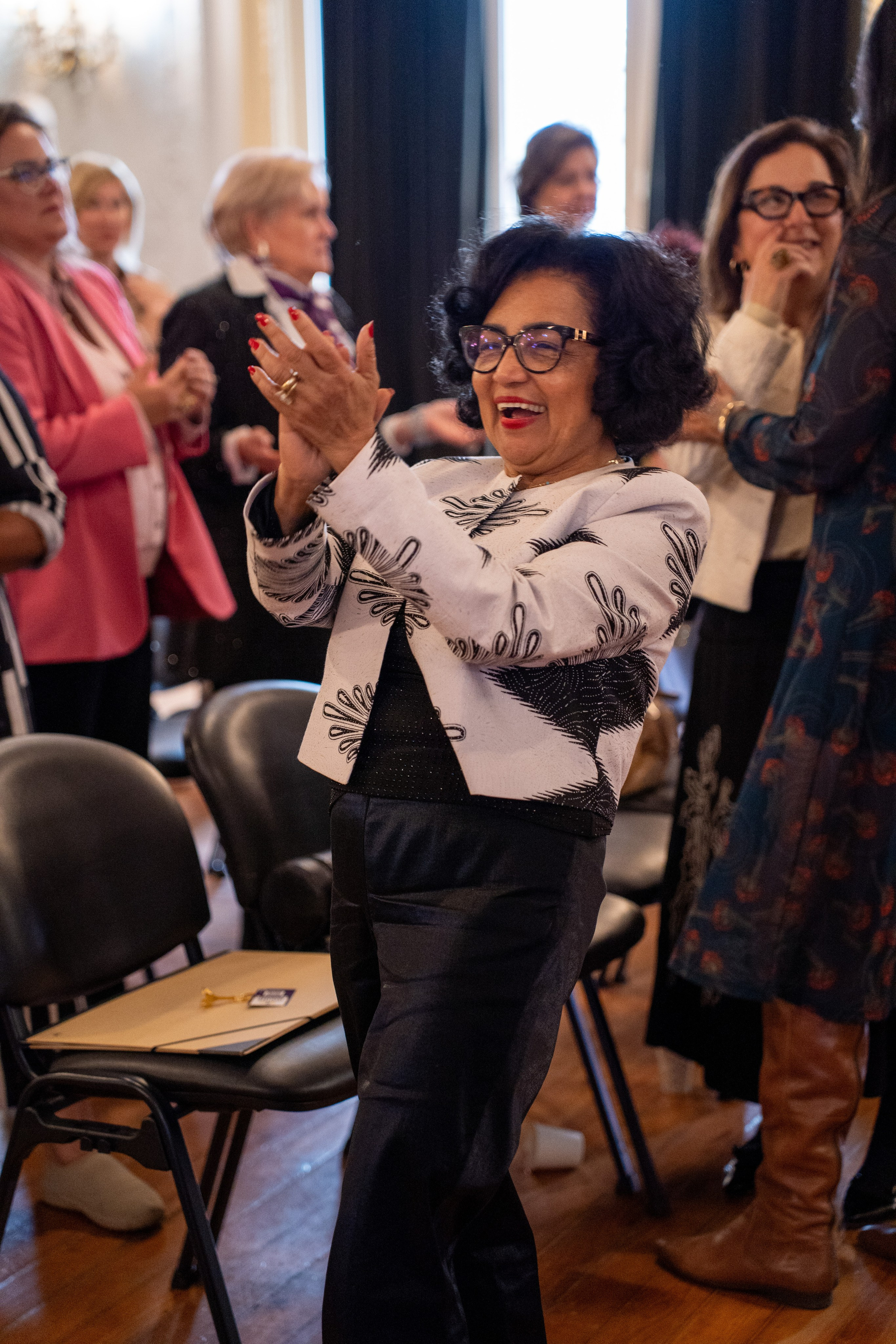 Evento — Mulheres de Negócios de Língua Portuguesa. Frames by Giovani Braga