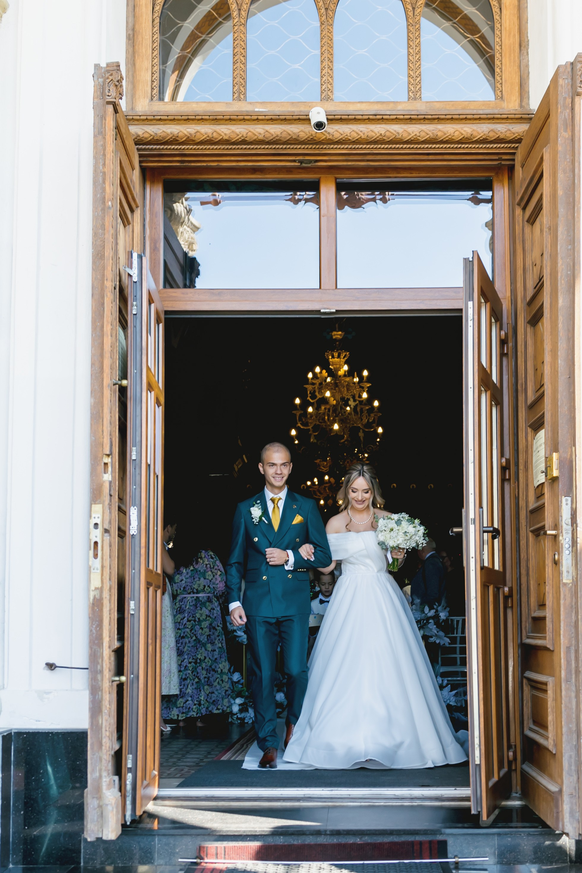 Bianca & Mihnea Pitesti. MDimaFotoStudio. Fotograf de nuntă, evenimente private și de familie