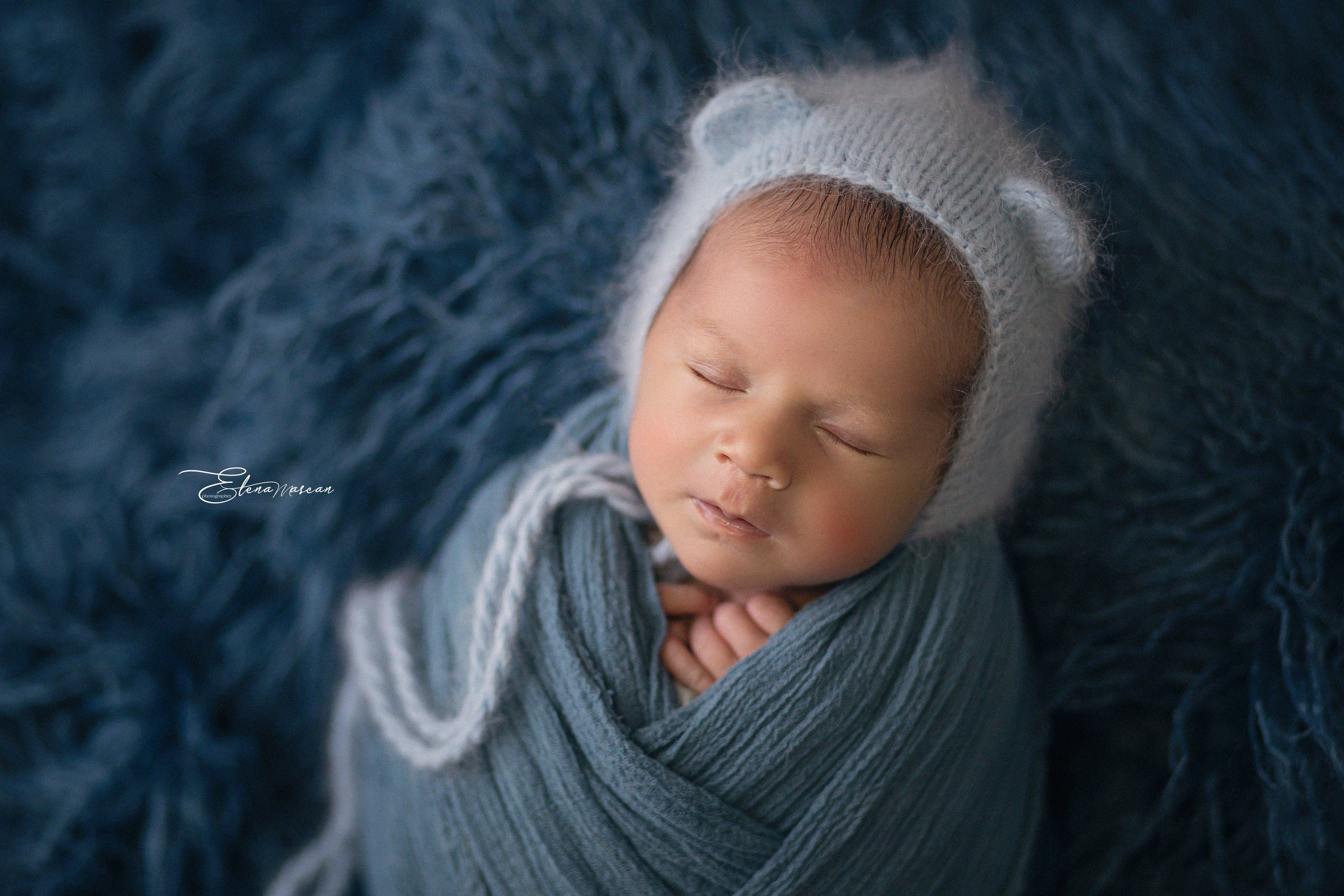 Şedinţe Newborn - Primele amintiri cu bebeluşul tău. Elena Mascan – Fotograf newborn, maternitate, portret, smash the cake & branding personal | La Femme Studio Photograpy|Constanţa