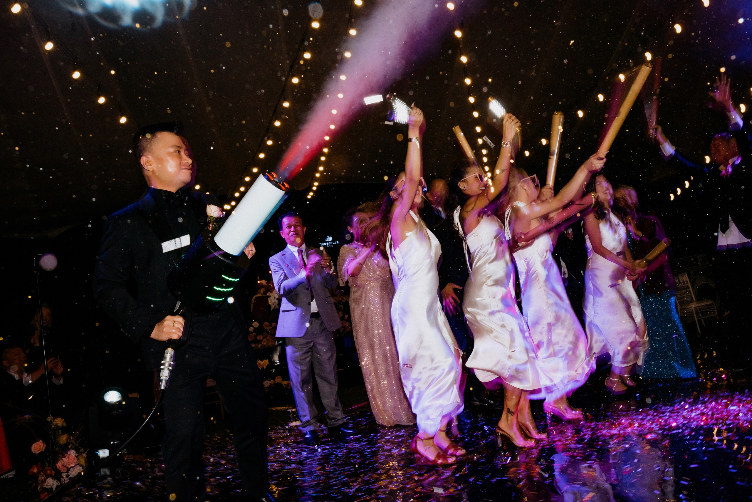 JESSE & MIMI / Destination wedding. Nhiếp ảnh gia đám cưới hàng đầu tại Thành Phố Hồ Chí Minh