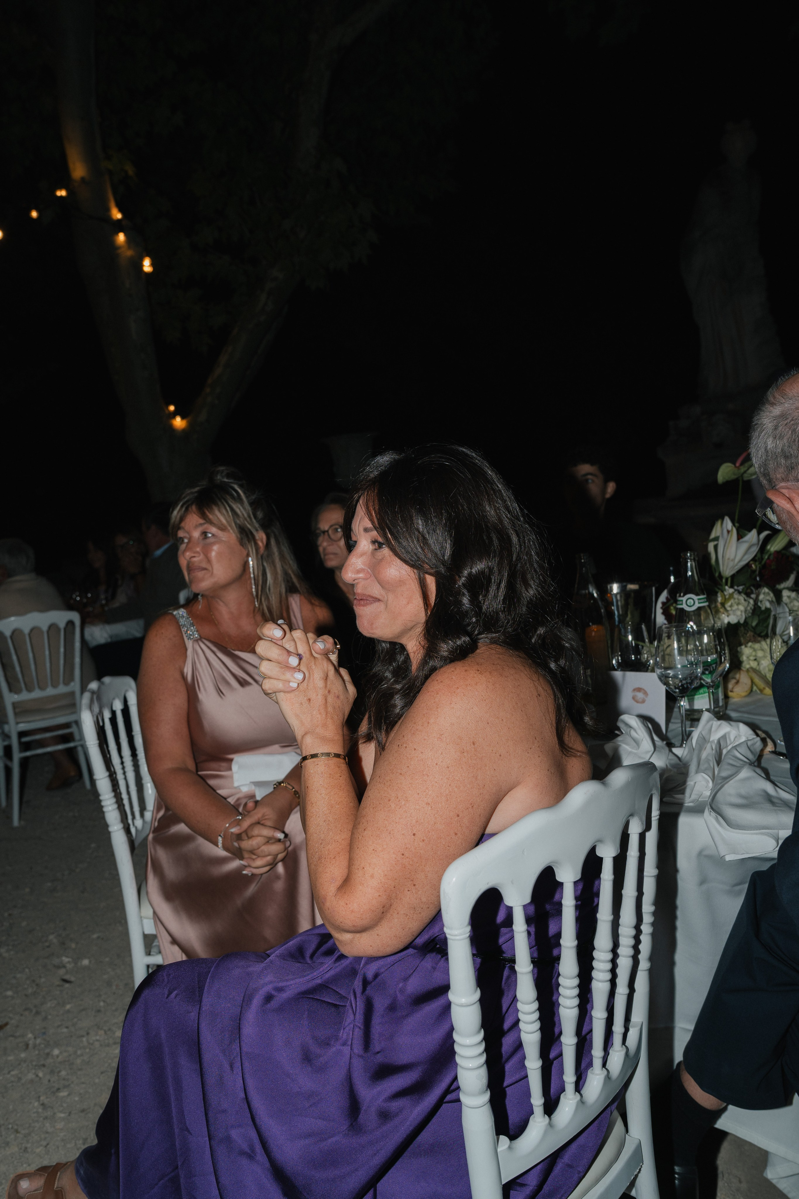 Full wedding gallery - 14h de couverture. Lucy Hubert — Photographe de mariage à Paris et en France