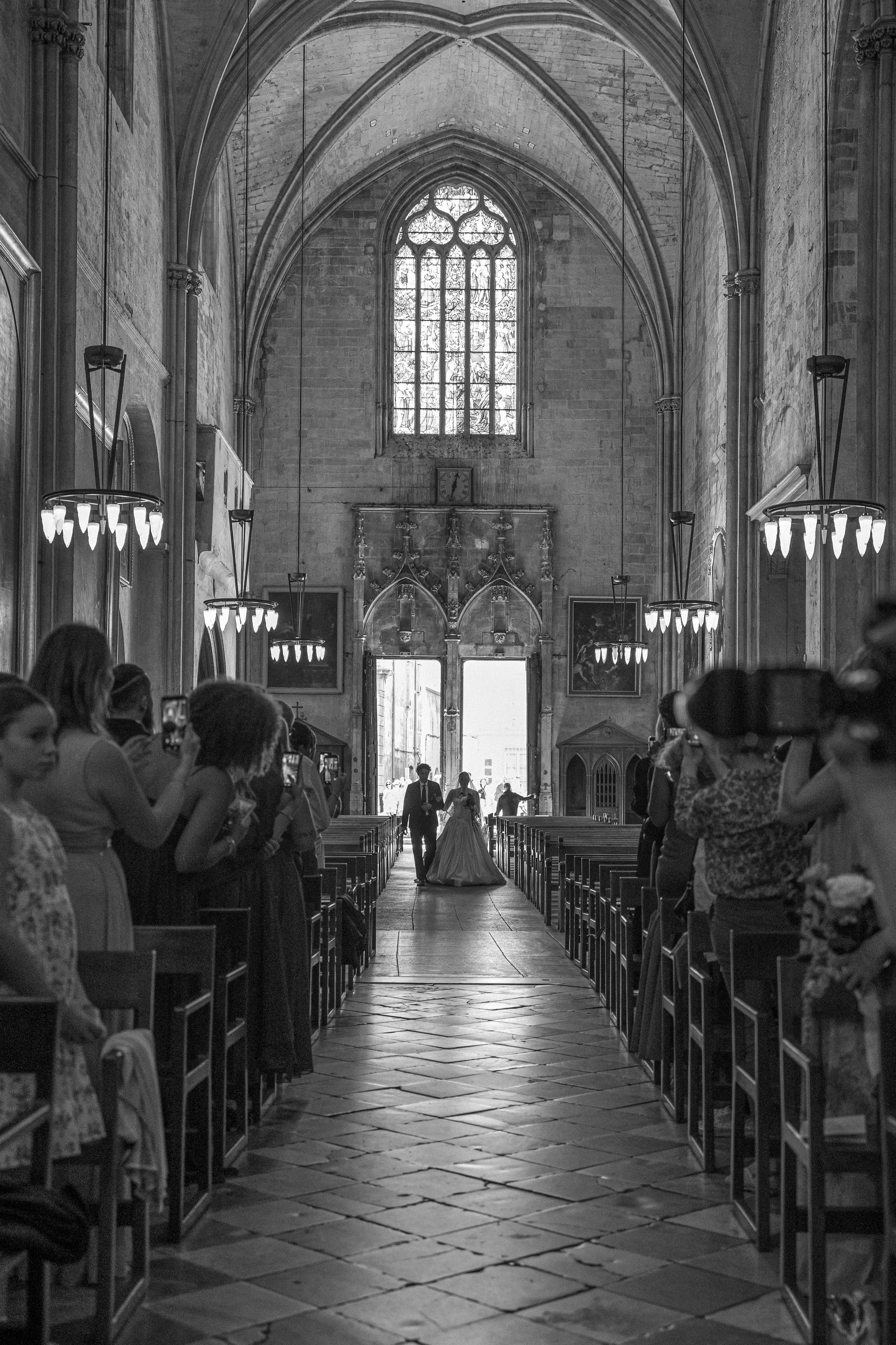 Full wedding gallery - 14h de couverture. Lucy Hubert — Photographe de mariage à Paris et en France
