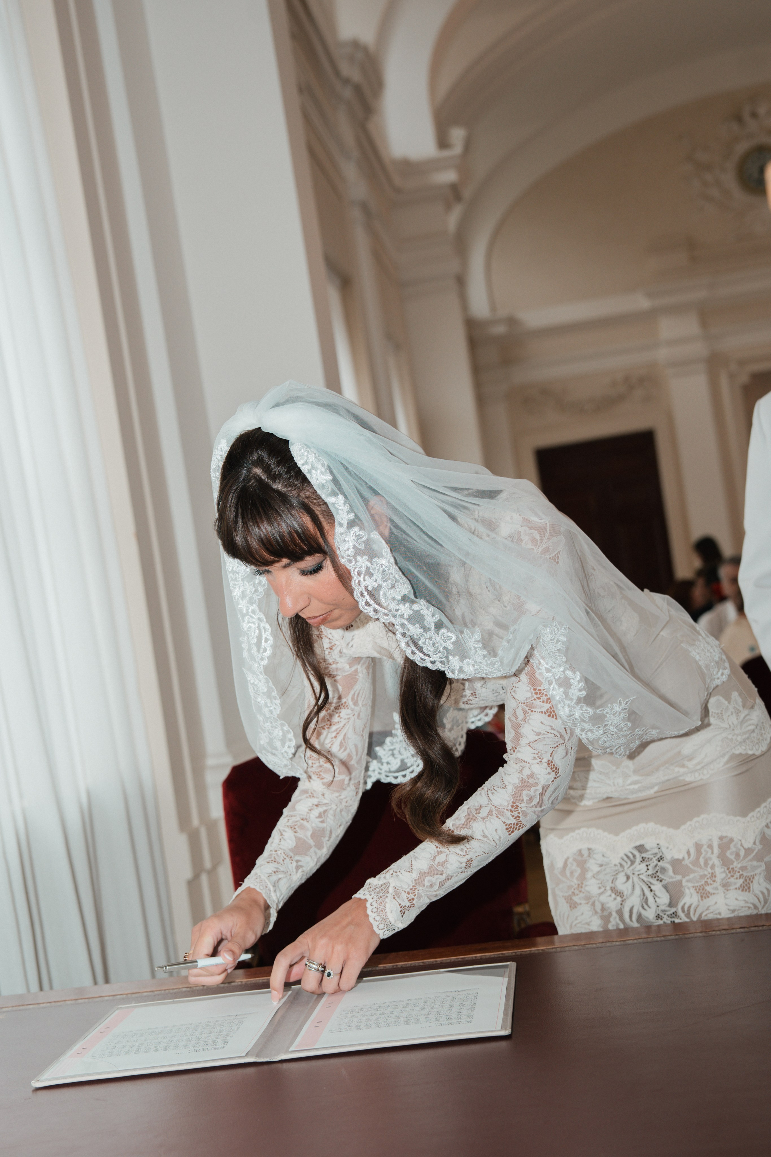 Civil wedding - 6h de couverture. Lucy Hubert — Photographe de mariage à Paris et en France