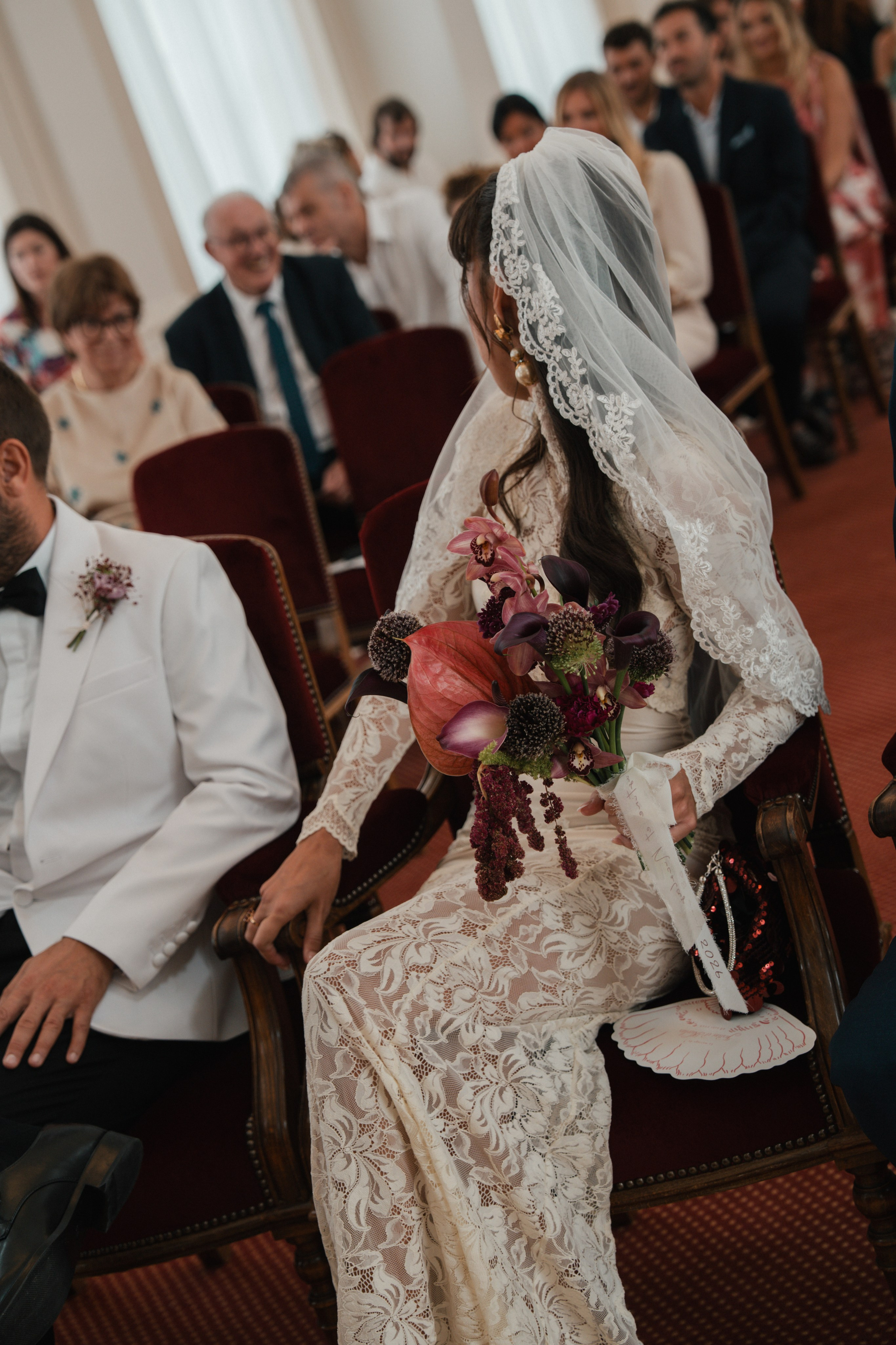 Civil wedding - 6h de couverture. Lucy Hubert — Photographe de mariage à Paris et en France