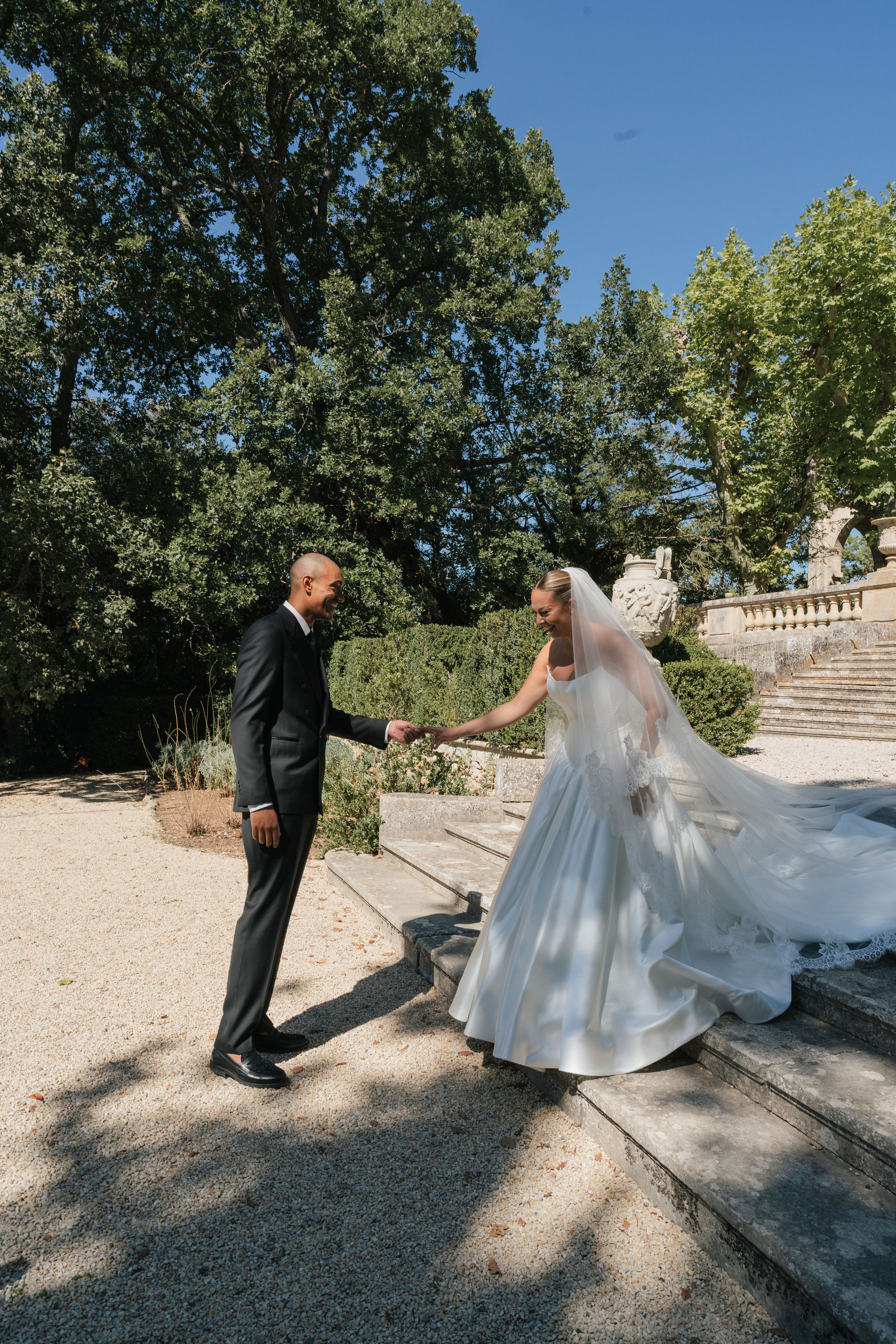 Full wedding gallery - 14h de couverture. Lucy Hubert — Photographe de mariage à Paris et en France