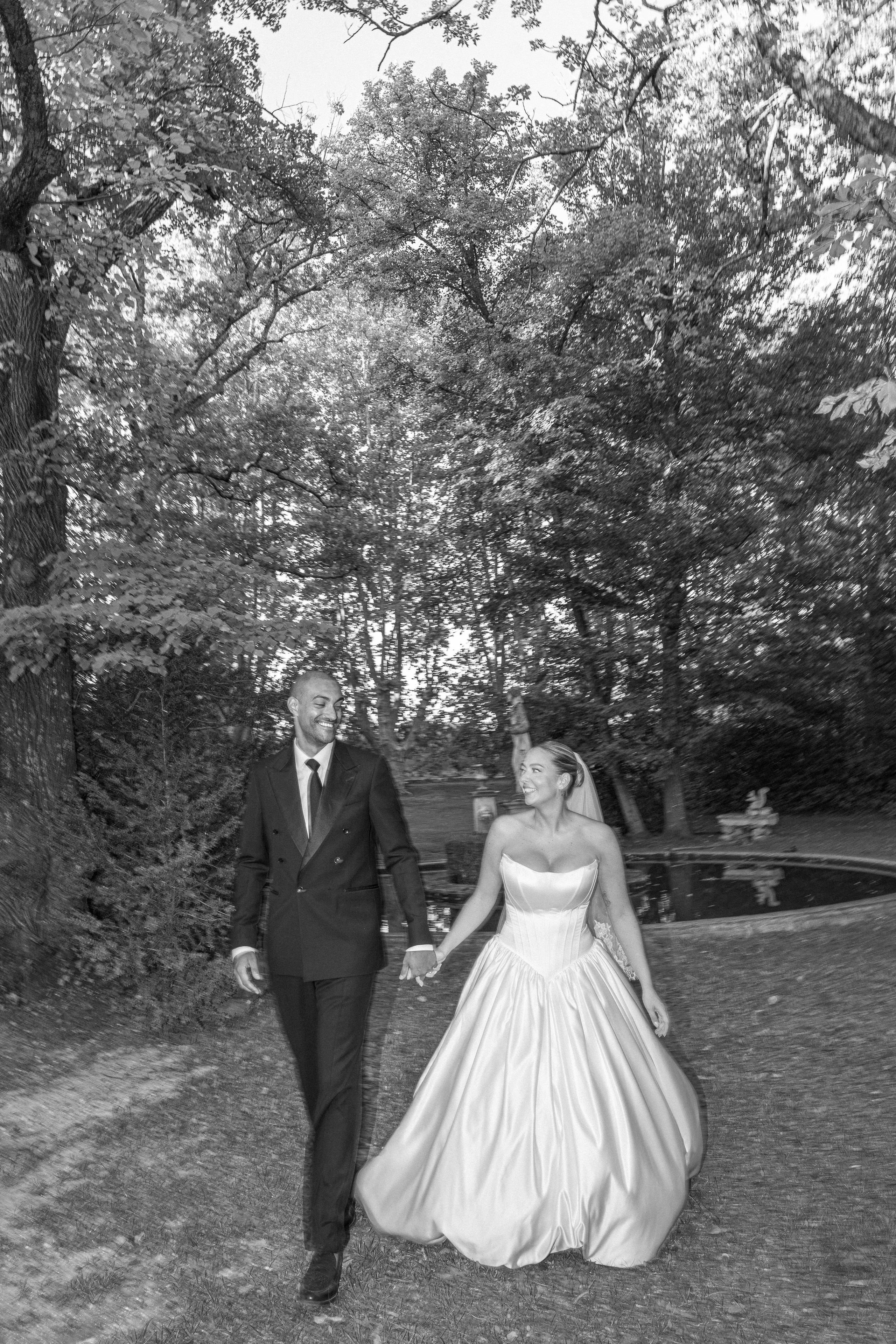 Full wedding gallery - 14h de couverture. Lucy Hubert — Photographe de mariage à Paris et en France