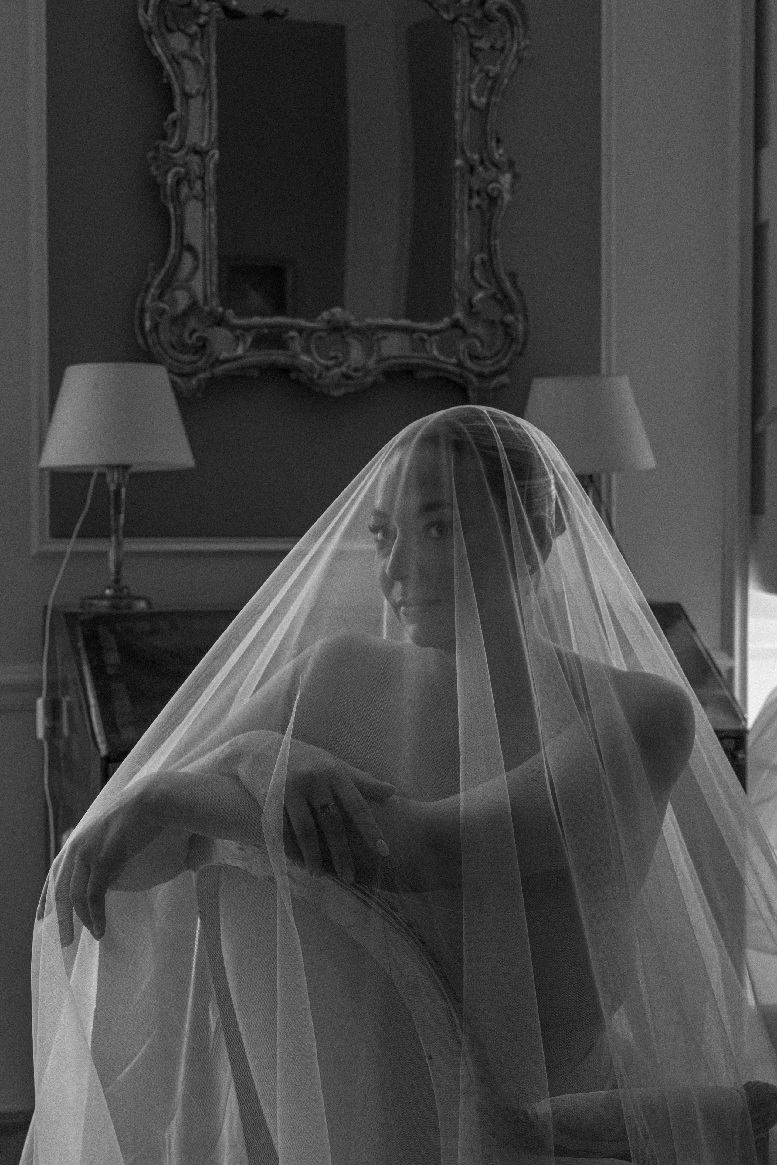 Full wedding gallery - 14h de couverture. Lucy Hubert — Photographe de mariage à Paris et en France