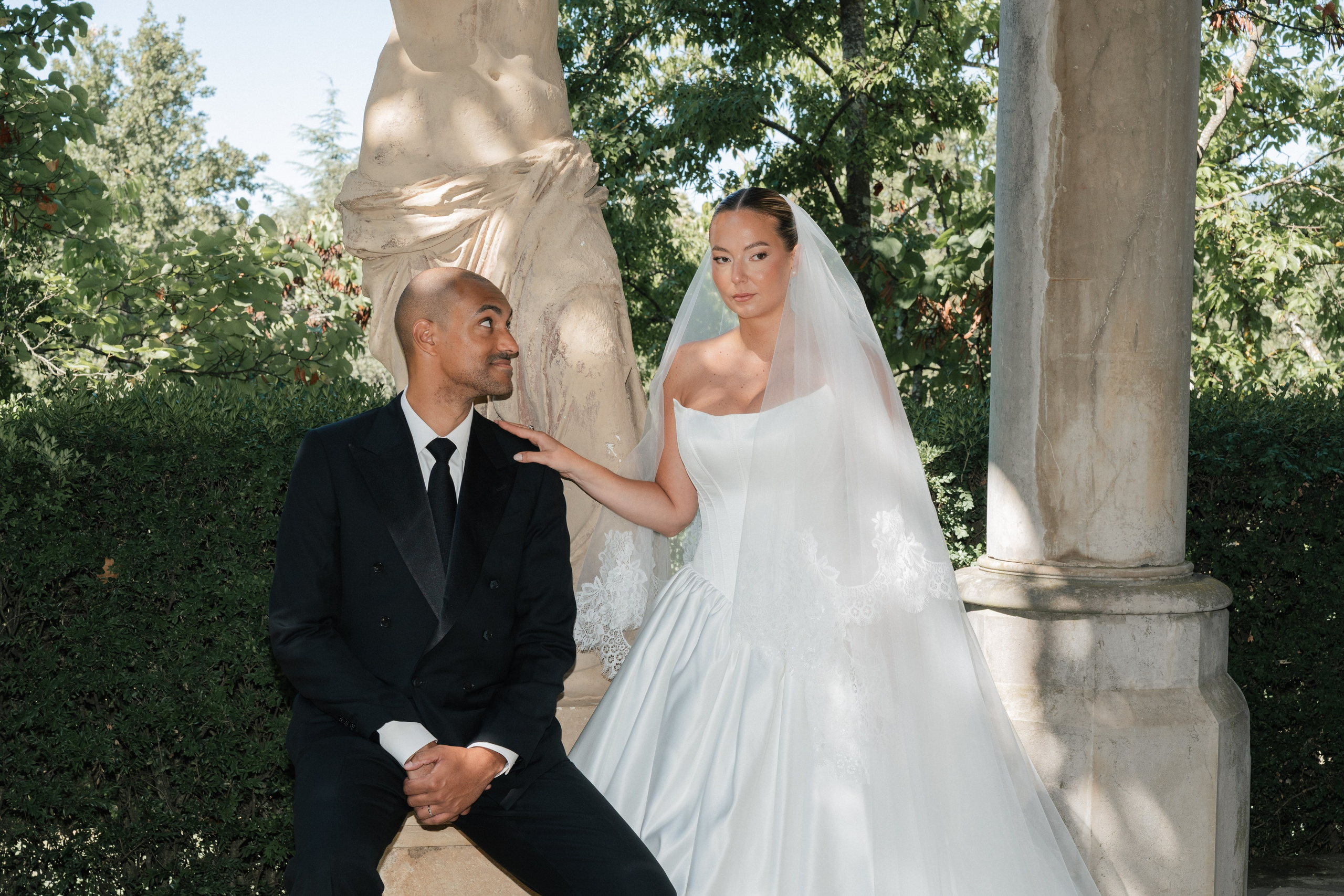Full wedding gallery - 14h de couverture. Lucy Hubert — Photographe de mariage à Paris et en France
