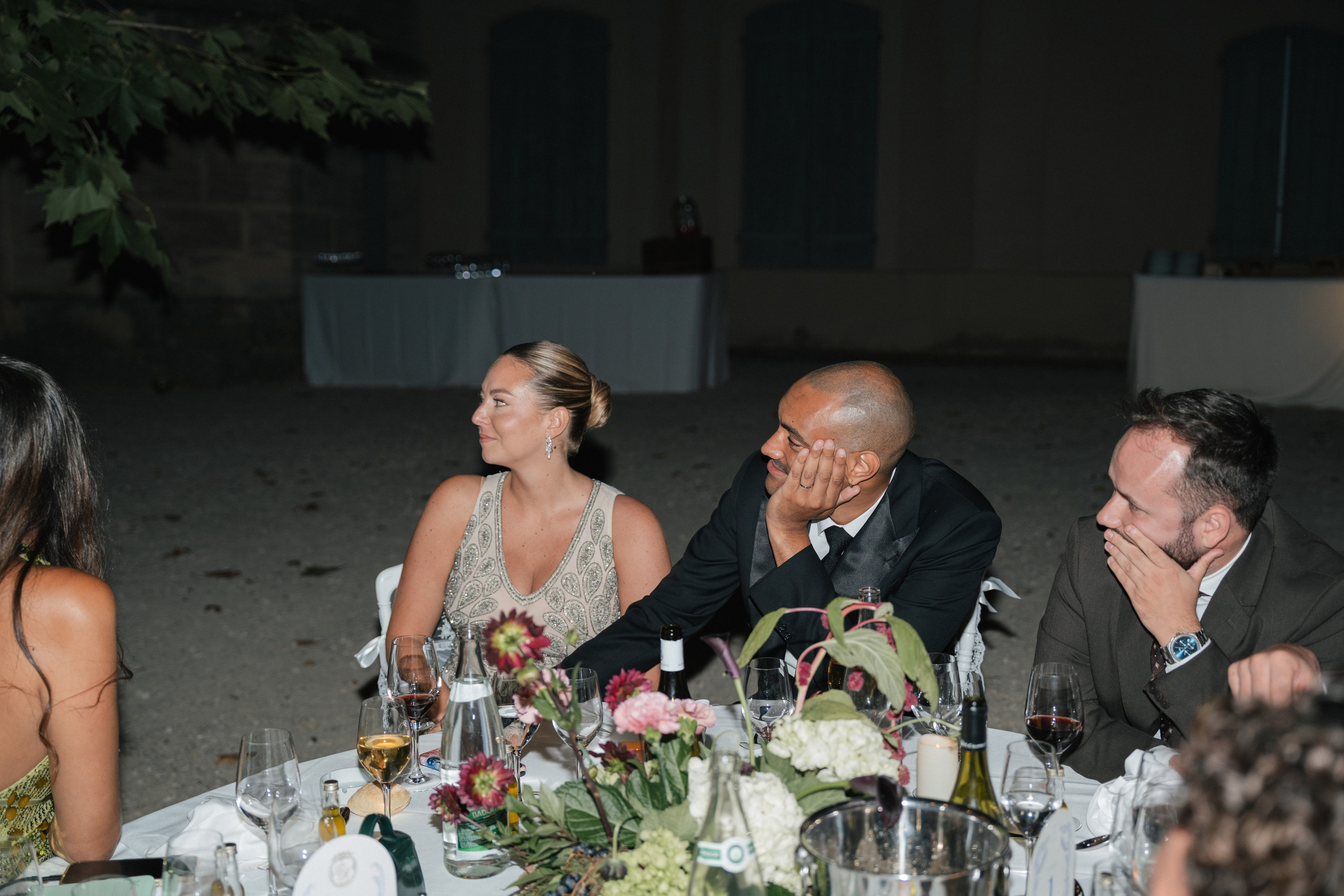 Full wedding gallery - 14h de couverture. Lucy Hubert — Photographe de mariage à Paris et en France