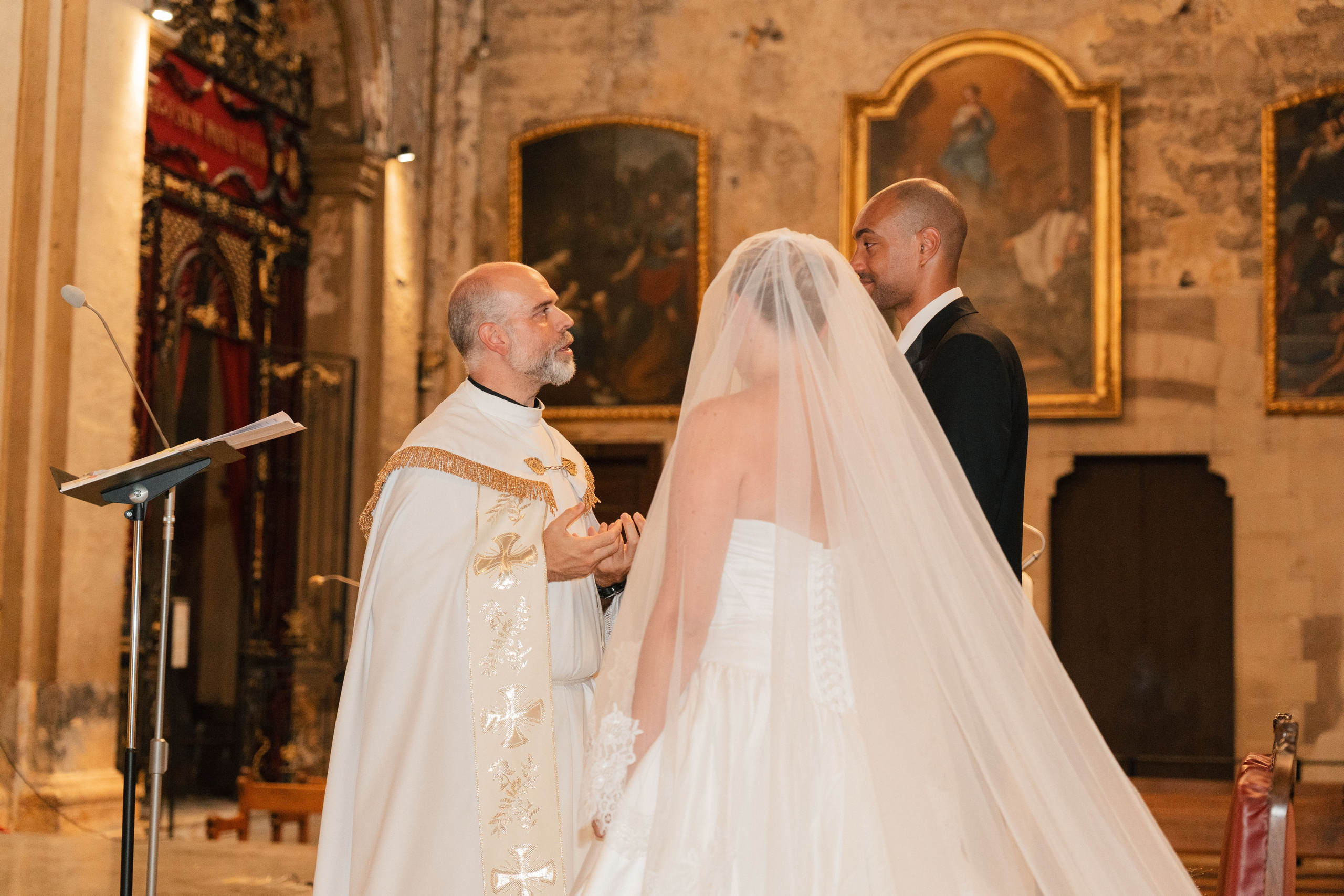 Full wedding gallery - 14h de couverture. Lucy Hubert — Photographe de mariage à Paris et en France