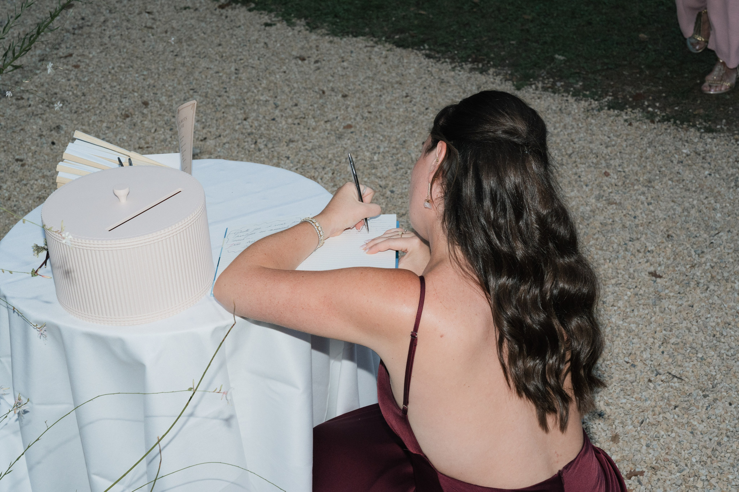 Full wedding gallery - 14h de couverture. Lucy Hubert — Photographe de mariage à Paris et en France