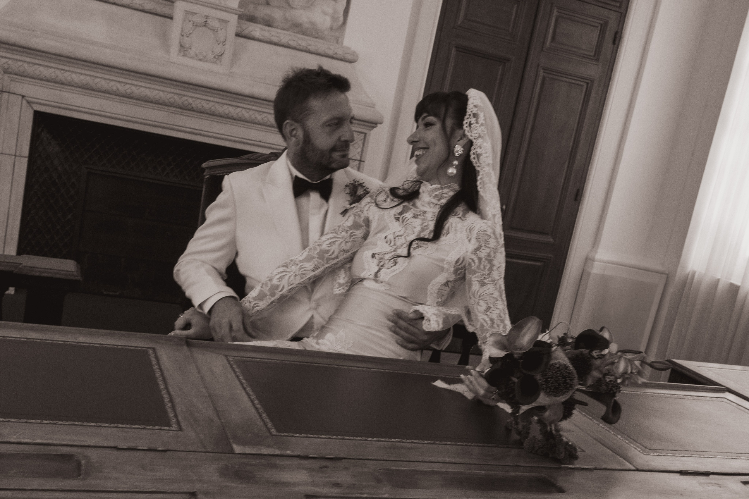 Civil wedding - 6h de couverture. Lucy Hubert — Photographe de mariage à Paris et en France