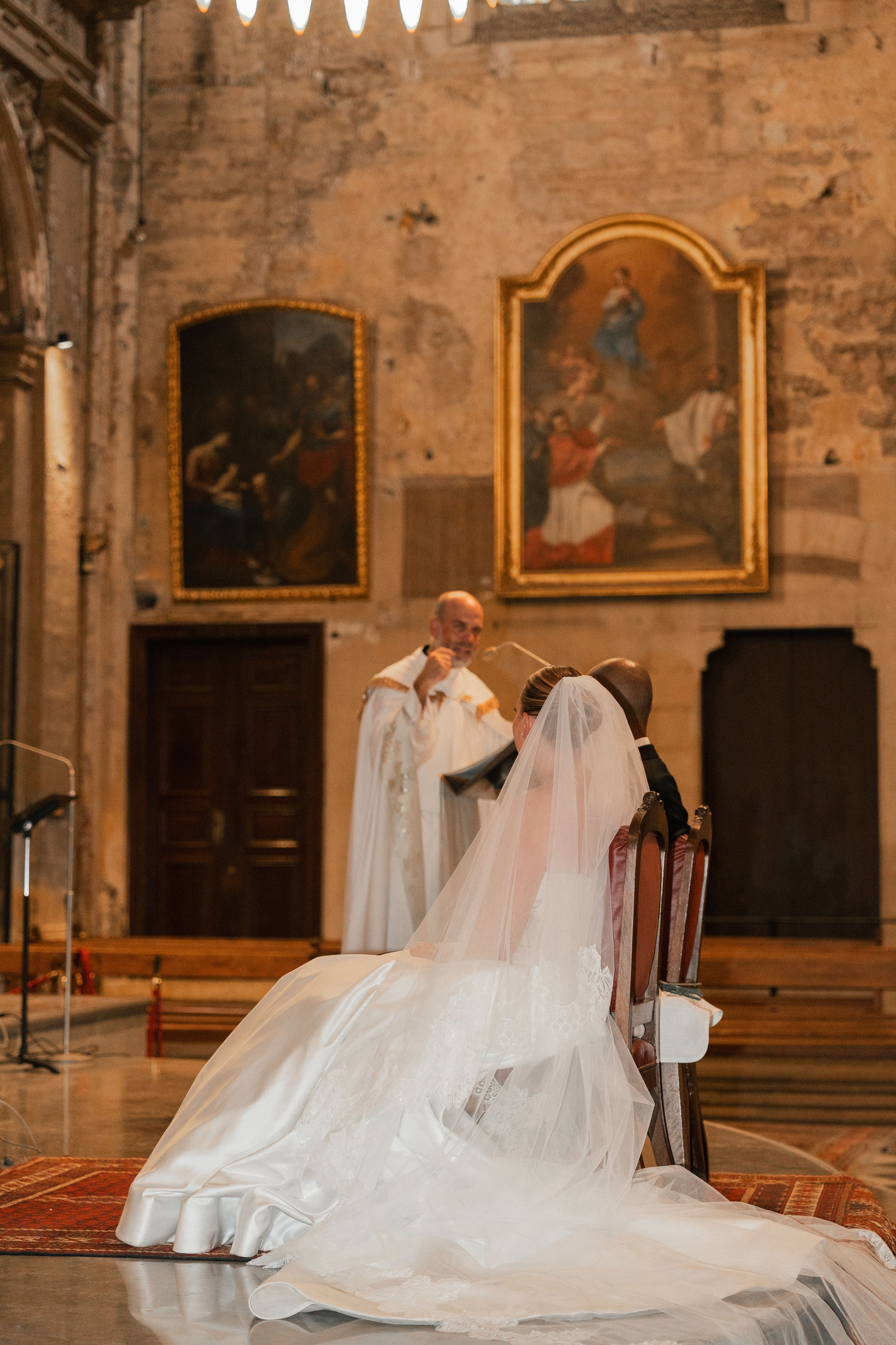 Full wedding gallery - 14h de couverture. Lucy Hubert — Photographe de mariage à Paris et en France