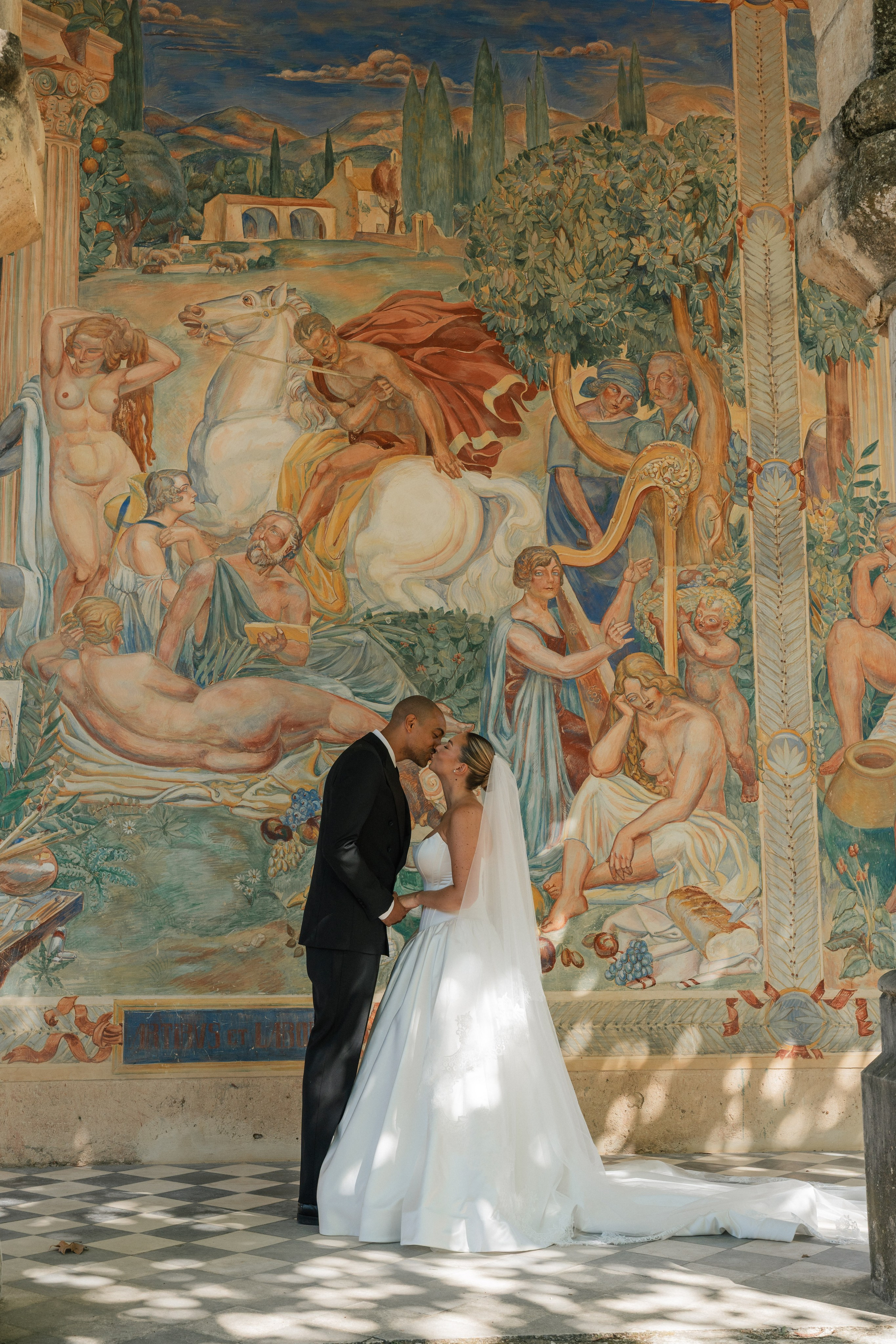 Full wedding gallery - 14h de couverture. Lucy Hubert — Photographe de mariage à Paris et en France
