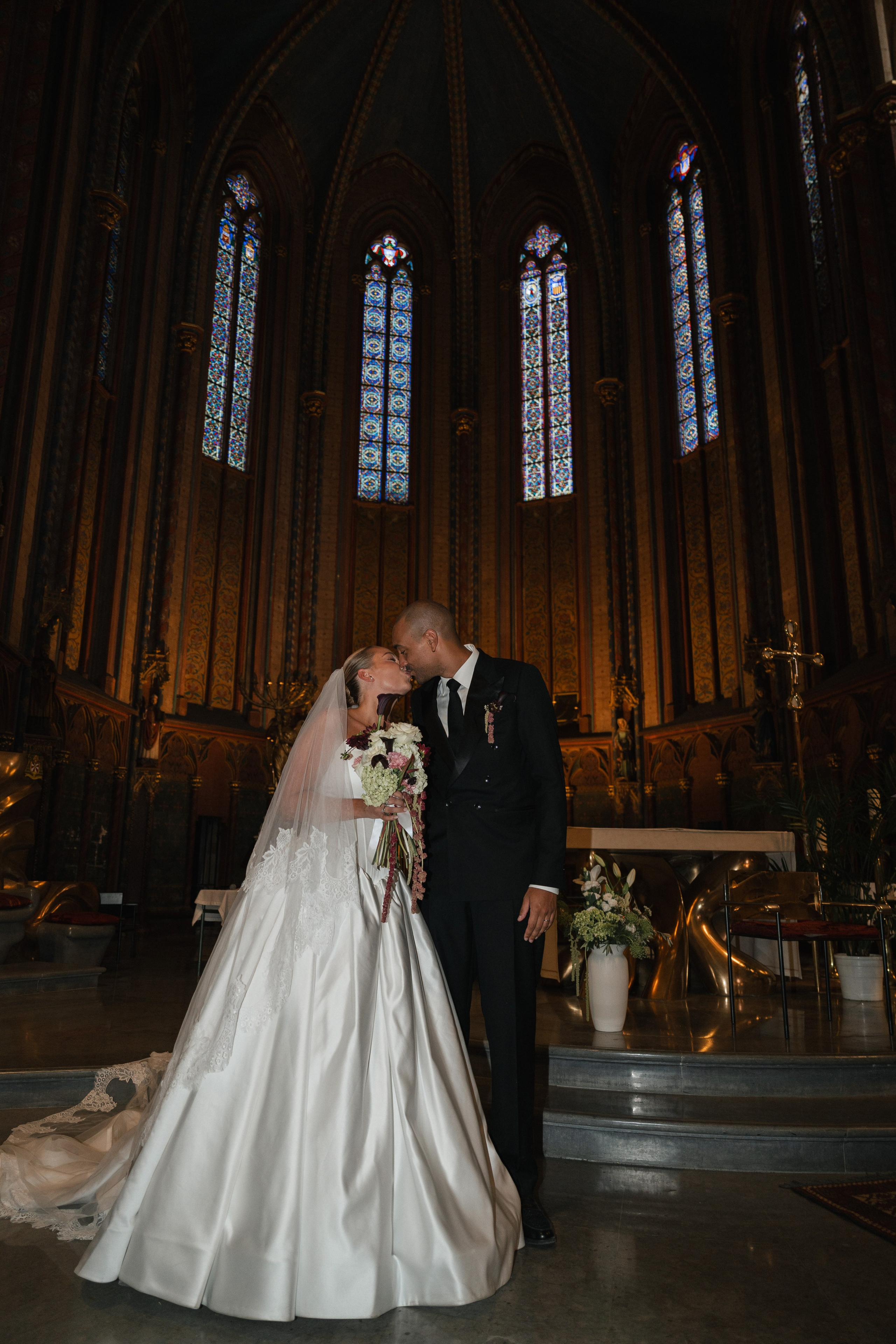 Full wedding gallery - 14h de couverture. Lucy Hubert — Photographe de mariage à Paris et en France