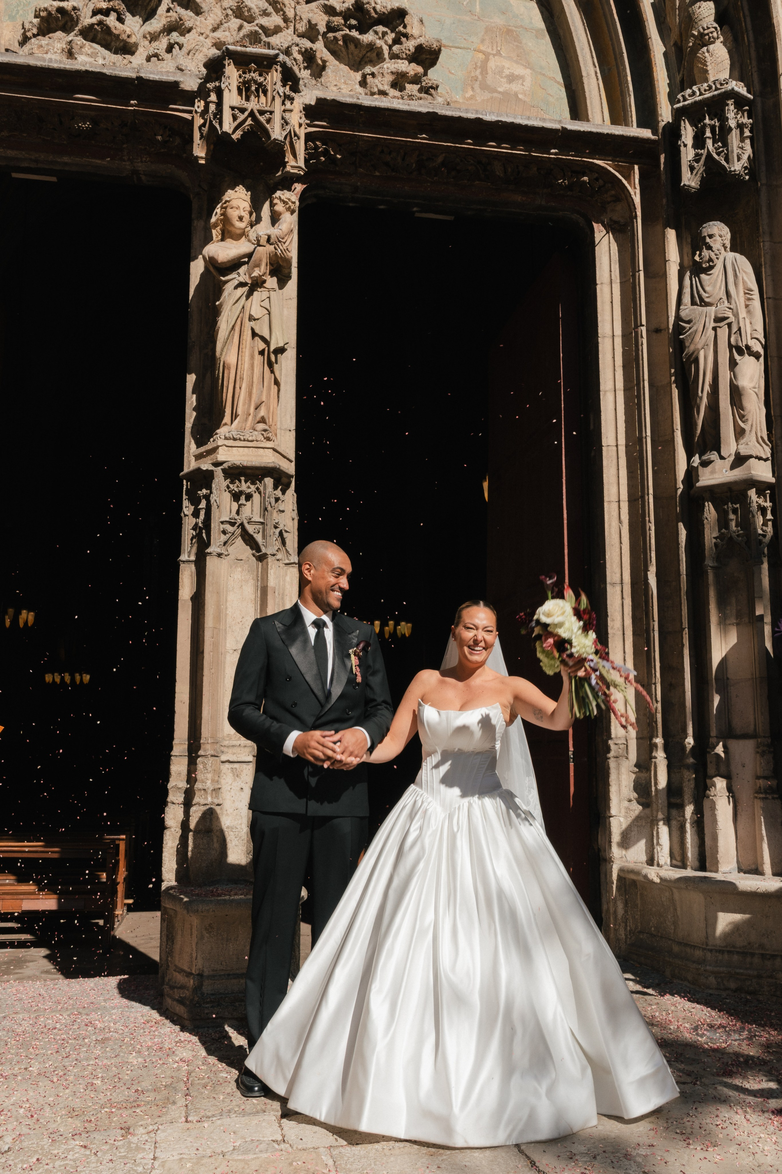 Full wedding gallery - 14h de couverture. Lucy Hubert — Photographe de mariage à Paris et en France