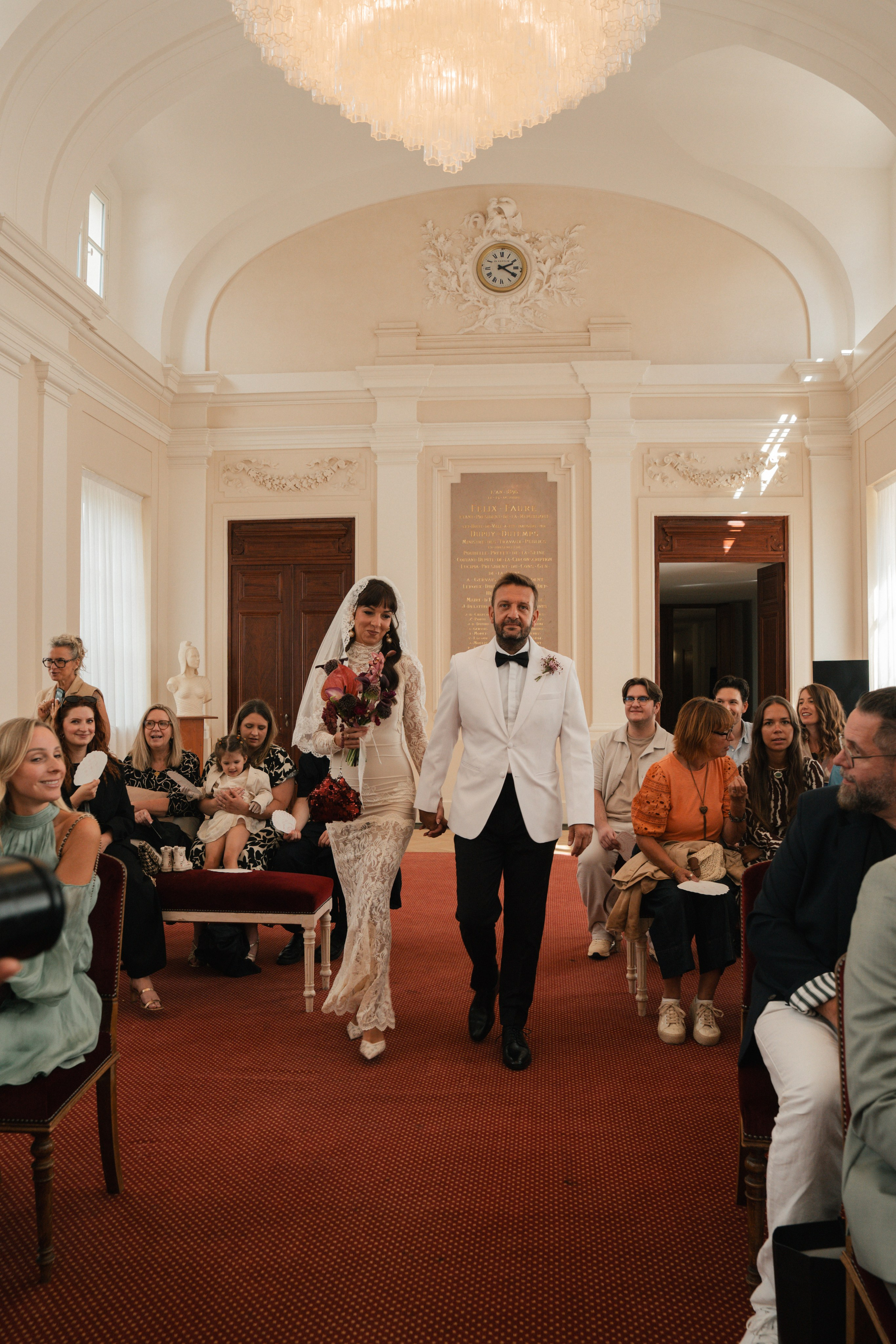 Civil wedding - 6h de couverture. Lucy Hubert — Photographe de mariage à Paris et en France