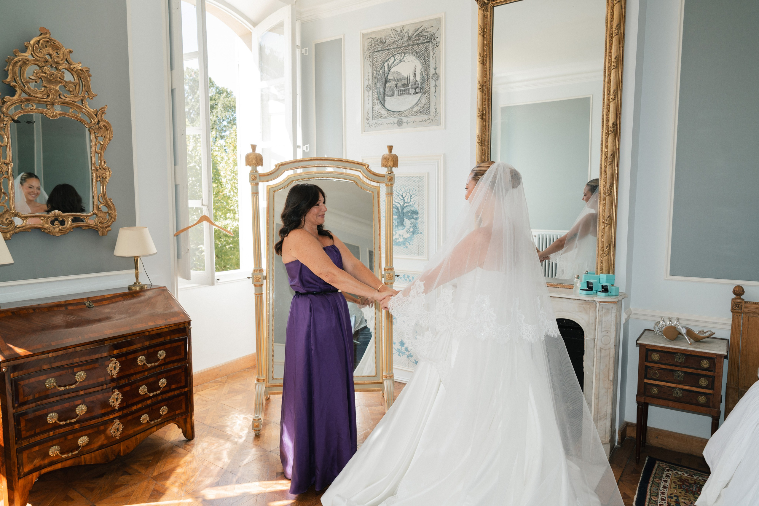 Full wedding gallery - 14h de couverture. Lucy Hubert — Photographe de mariage à Paris et en France